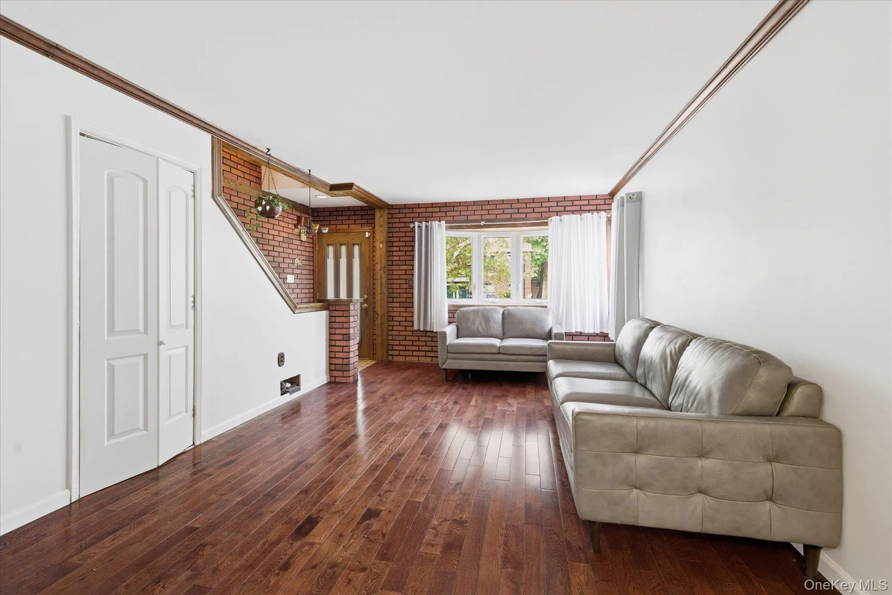 6741 197th Street, New York, NY, 2 Bedrooms Bedrooms, 4 Rooms Rooms,1 BathroomBathrooms,Residential,For Rent,197th,0,KEY1017592 6741 197th Street, New York, NY, 2 Bedrooms Bedrooms, 4 Rooms Rooms,1 BathroomBathrooms,Residential,For Rent,197th,0,KEY1017592