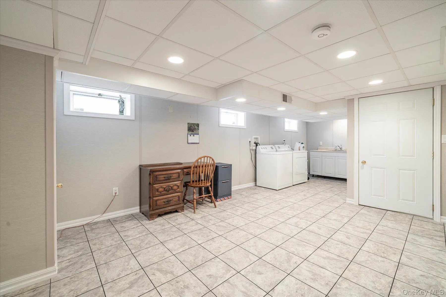 6741 197th Street, New York, NY, 2 Bedrooms Bedrooms, 4 Rooms Rooms,1 BathroomBathrooms,Residential,For Rent,197th,0,KEY1017592 6741 197th Street, New York, NY, 2 Bedrooms Bedrooms, 4 Rooms Rooms,1 BathroomBathrooms,Residential,For Rent,197th,0,KEY1017592