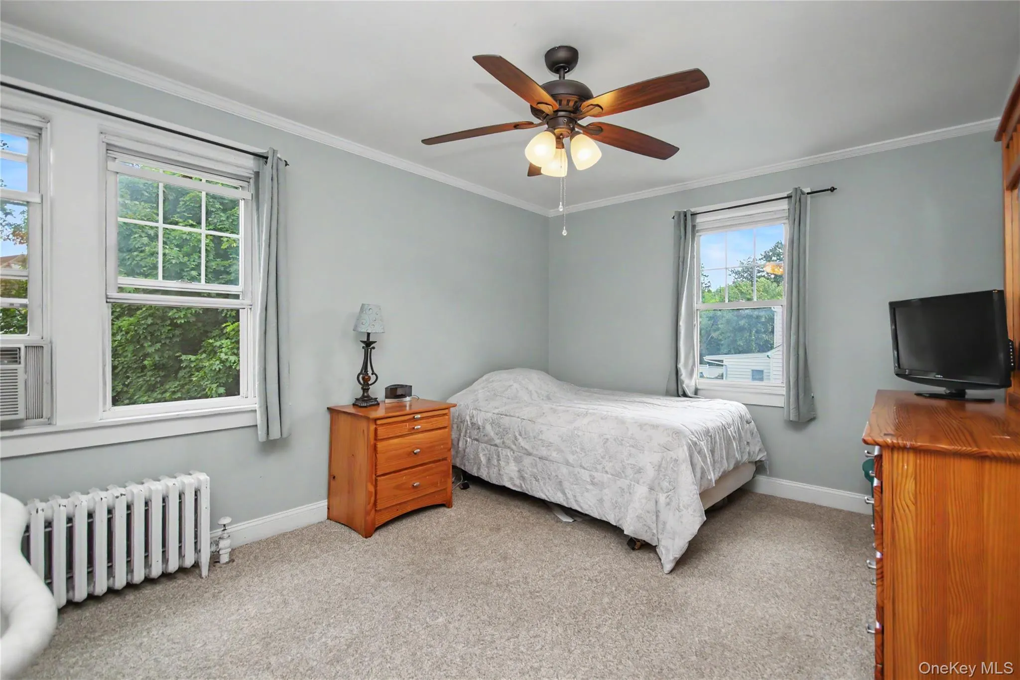 Second bedroom. Second bedroom.