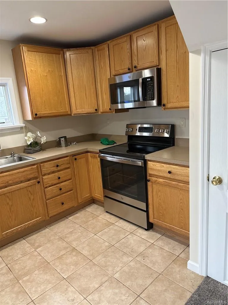 100 Dunderberg Road, Putnam Valley, NY, 2 Bedrooms Bedrooms, 5 Rooms Rooms,1 BathroomBathrooms,Residential Lease,For Rent,Dunderberg,0,1017594 100 Dunderberg Road, Putnam Valley, NY, 2 Bedrooms Bedrooms, 5 Rooms Rooms,1 BathroomBathrooms,Residential Lease,For Rent,Dunderberg,0,1017594