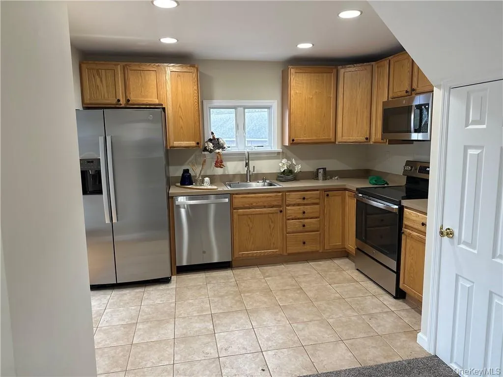 100 Dunderberg Road, Putnam Valley, NY, 2 Bedrooms Bedrooms, 5 Rooms Rooms,1 BathroomBathrooms,Residential Lease,For Rent,Dunderberg,0,1017594 100 Dunderberg Road, Putnam Valley, NY, 2 Bedrooms Bedrooms, 5 Rooms Rooms,1 BathroomBathrooms,Residential Lease,For Rent,Dunderberg,0,1017594