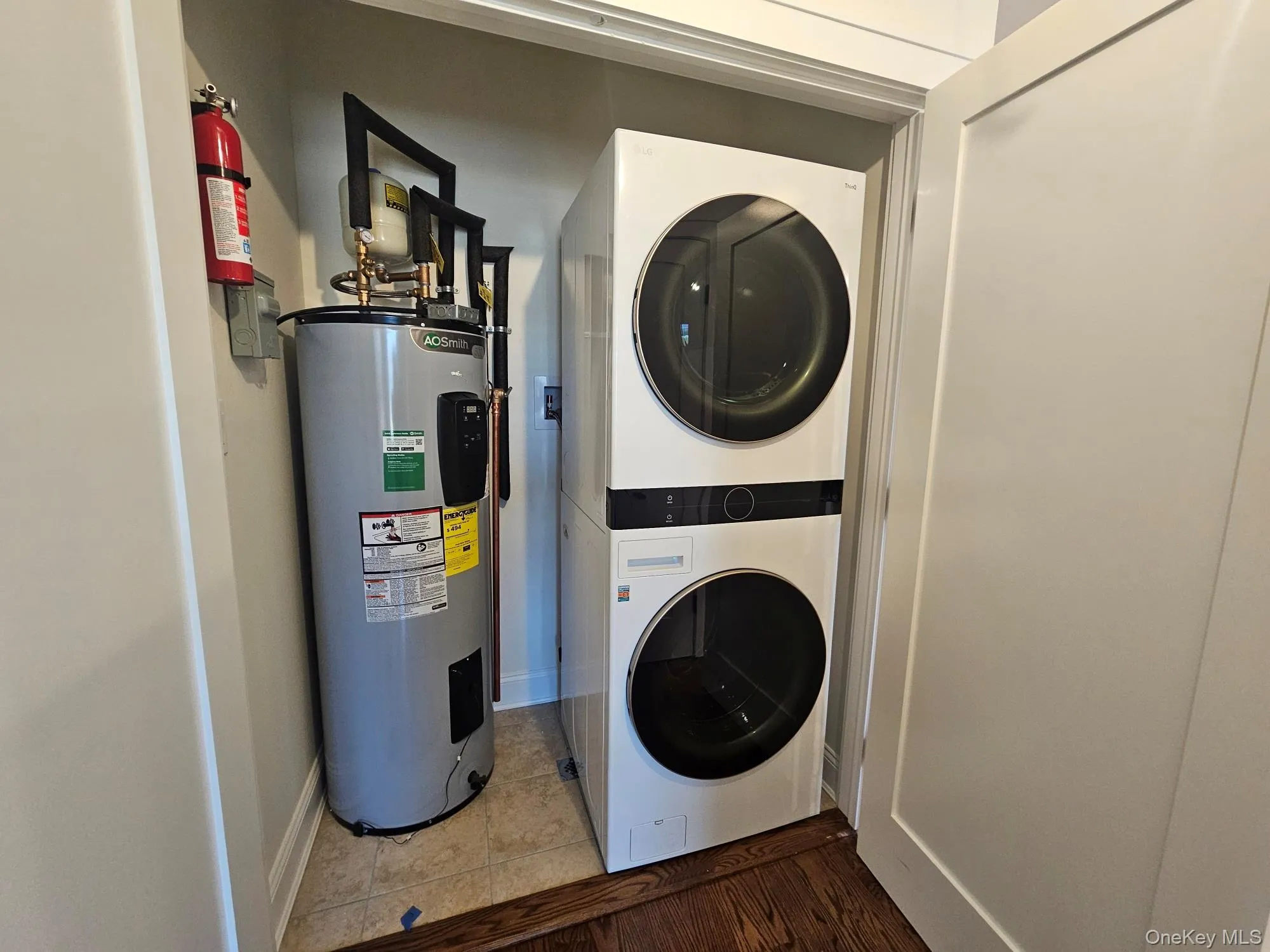 87 Community Road, Islip, NY, 2 Bedrooms Bedrooms, 5 Rooms Rooms,2 BathroomsBathrooms,Residential Lease,For Rent,Community,0,1017595 87 Community Road, Islip, NY, 2 Bedrooms Bedrooms, 5 Rooms Rooms,2 BathroomsBathrooms,Residential Lease,For Rent,Community,0,1017595