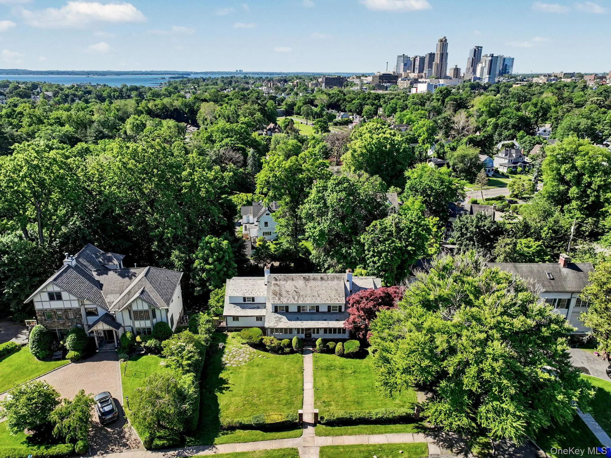 53 Cortlandt Avenue, New Rochelle, NY, 5 Bedrooms Bedrooms, 11 Rooms Rooms,4 BathroomsBathrooms,Residential Lease,For Rent,Cortlandt,0,1017597 53 Cortlandt Avenue, New Rochelle, NY, 5 Bedrooms Bedrooms, 11 Rooms Rooms,4 BathroomsBathrooms,Residential Lease,For Rent,Cortlandt,0,1017597