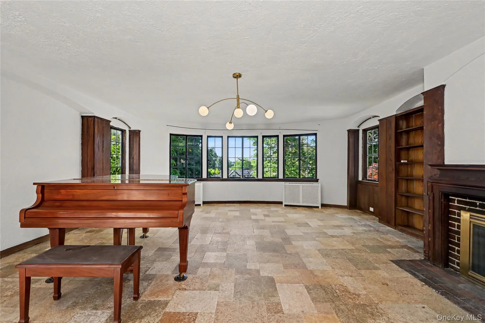 53 Cortlandt Avenue, New Rochelle, NY, 5 Bedrooms Bedrooms, 11 Rooms Rooms,4 BathroomsBathrooms,Residential Lease,For Rent,Cortlandt,0,1017597 53 Cortlandt Avenue, New Rochelle, NY, 5 Bedrooms Bedrooms, 11 Rooms Rooms,4 BathroomsBathrooms,Residential Lease,For Rent,Cortlandt,0,1017597
