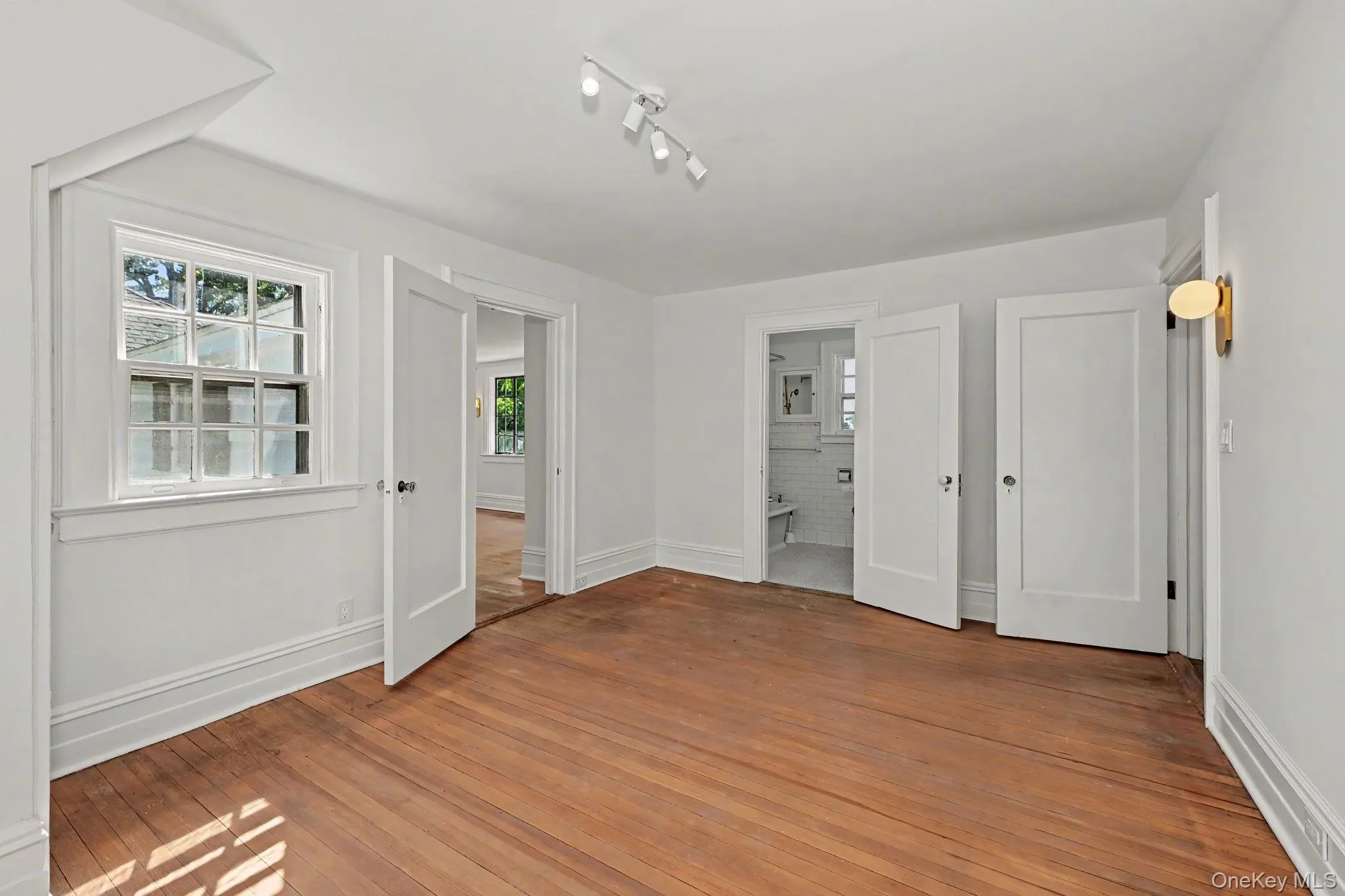 53 Cortlandt Avenue, New Rochelle, NY, 5 Bedrooms Bedrooms, 11 Rooms Rooms,4 BathroomsBathrooms,Residential Lease,For Rent,Cortlandt,0,1017597 53 Cortlandt Avenue, New Rochelle, NY, 5 Bedrooms Bedrooms, 11 Rooms Rooms,4 BathroomsBathrooms,Residential Lease,For Rent,Cortlandt,0,1017597