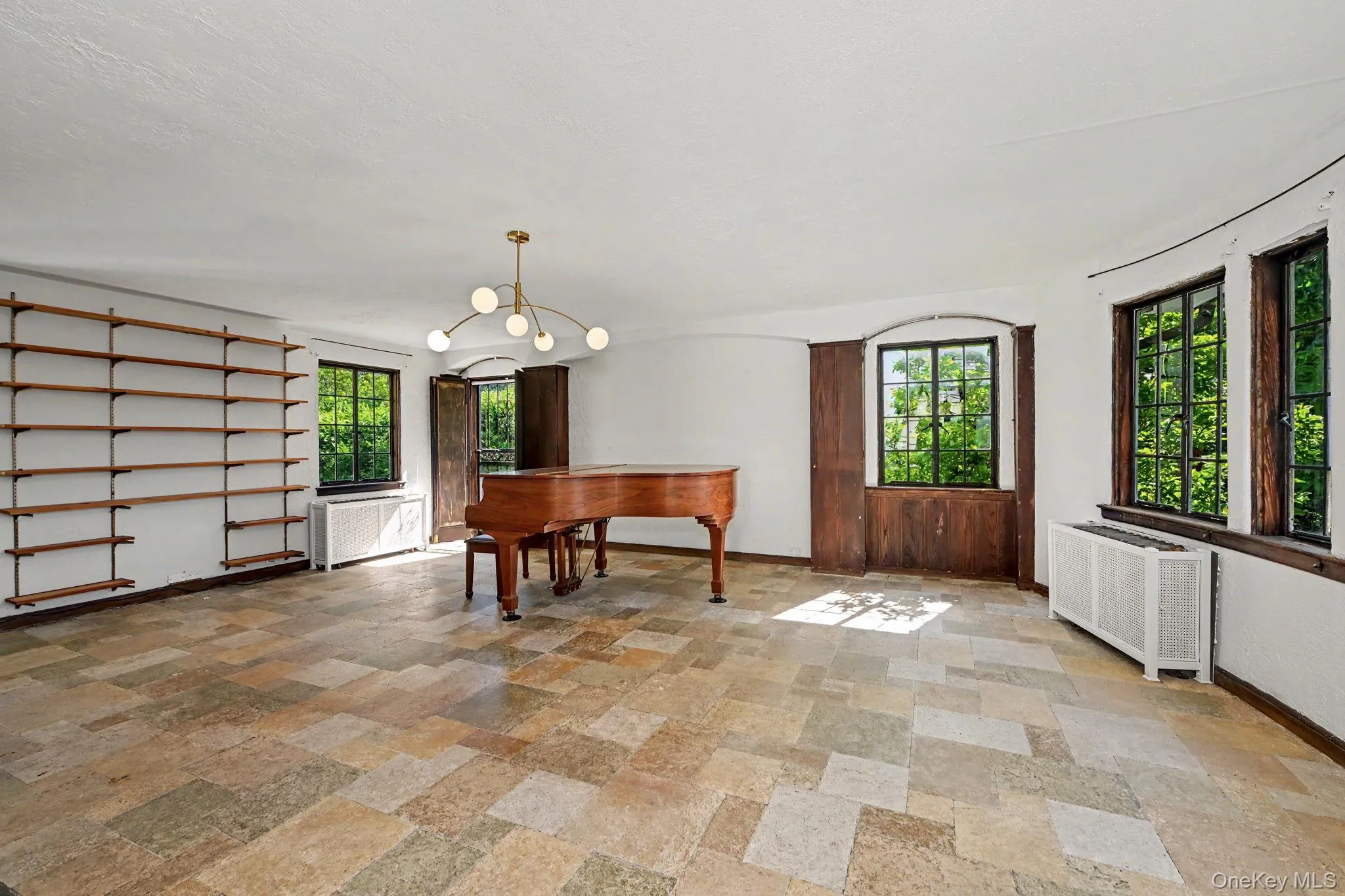 53 Cortlandt Avenue, New Rochelle, NY, 5 Bedrooms Bedrooms, 11 Rooms Rooms,4 BathroomsBathrooms,Residential Lease,For Rent,Cortlandt,0,1017597 53 Cortlandt Avenue, New Rochelle, NY, 5 Bedrooms Bedrooms, 11 Rooms Rooms,4 BathroomsBathrooms,Residential Lease,For Rent,Cortlandt,0,1017597