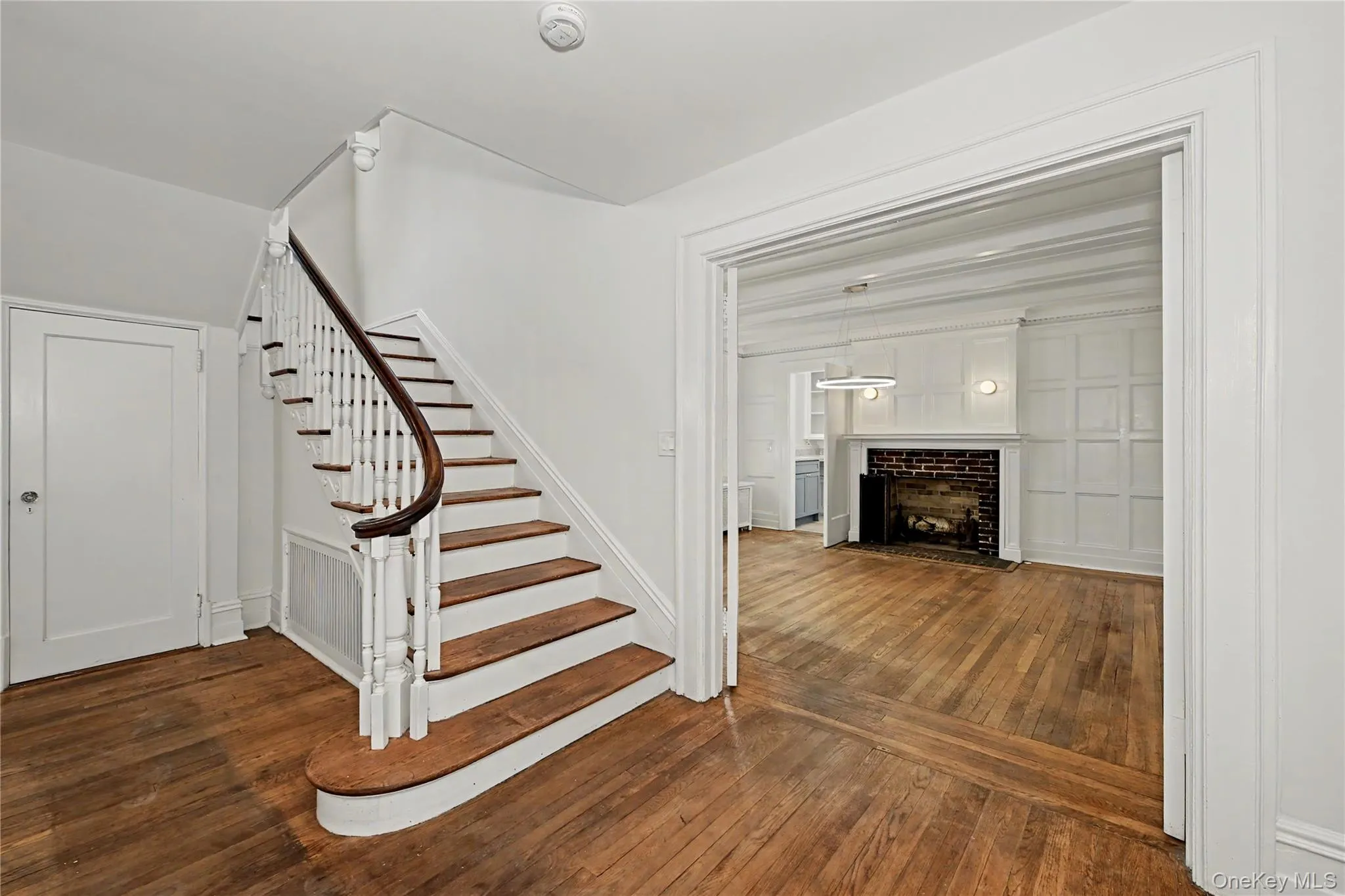 53 Cortlandt Avenue, New Rochelle, NY, 5 Bedrooms Bedrooms, 11 Rooms Rooms,4 BathroomsBathrooms,Residential Lease,For Rent,Cortlandt,0,1017597 53 Cortlandt Avenue, New Rochelle, NY, 5 Bedrooms Bedrooms, 11 Rooms Rooms,4 BathroomsBathrooms,Residential Lease,For Rent,Cortlandt,0,1017597