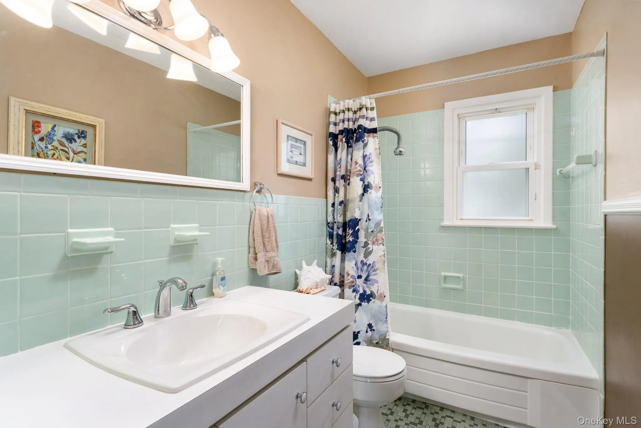 23 Staller Boulevard, Southampton, NY, 2 Bedrooms Bedrooms, 6 Rooms Rooms,1 BathroomBathrooms,Residential,For Rent,Staller,0,1017600 23 Staller Boulevard, Southampton, NY, 2 Bedrooms Bedrooms, 6 Rooms Rooms,1 BathroomBathrooms,Residential,For Rent,Staller,0,1017600