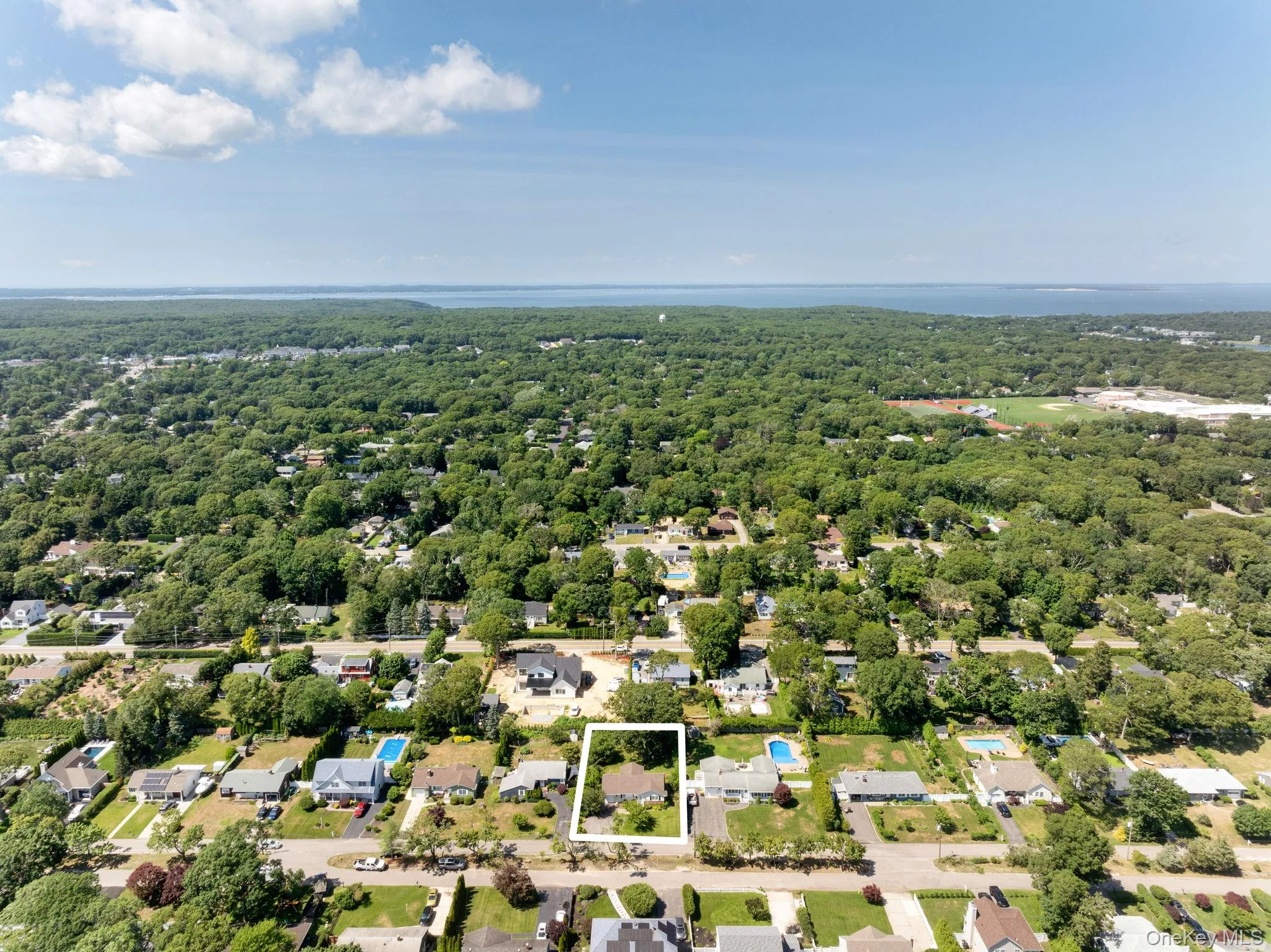 23 Staller Boulevard, Southampton, NY, 2 Bedrooms Bedrooms, 6 Rooms Rooms,1 BathroomBathrooms,Residential,For Rent,Staller,0,1017600 23 Staller Boulevard, Southampton, NY, 2 Bedrooms Bedrooms, 6 Rooms Rooms,1 BathroomBathrooms,Residential,For Rent,Staller,0,1017600