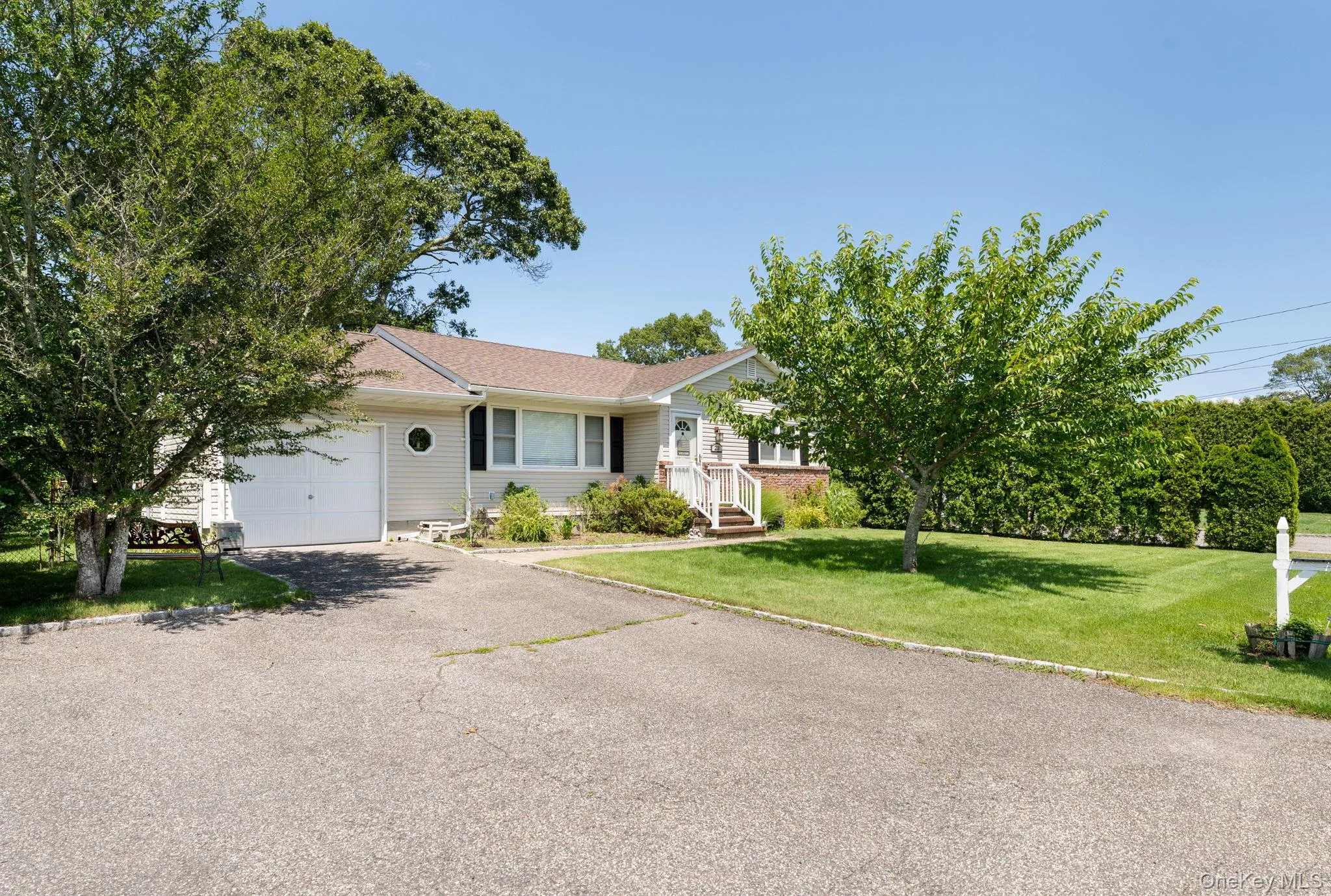 23 Staller Boulevard, Southampton, NY, 2 Bedrooms Bedrooms, 6 Rooms Rooms,1 BathroomBathrooms,Residential,For Rent,Staller,0,1017600 23 Staller Boulevard, Southampton, NY, 2 Bedrooms Bedrooms, 6 Rooms Rooms,1 BathroomBathrooms,Residential,For Rent,Staller,0,1017600