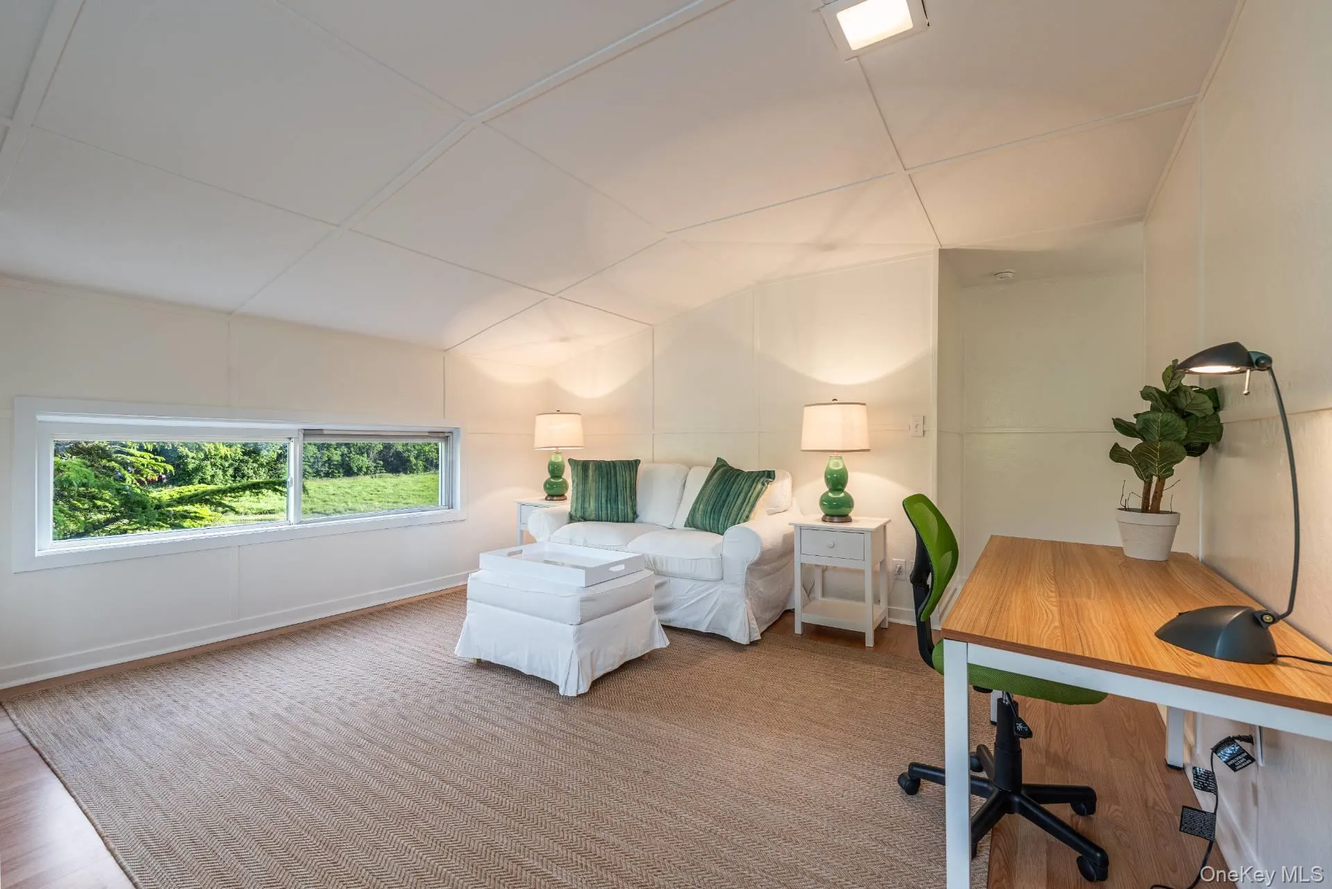 2380 Harbor Road, Southold, NY, 3 Bedrooms Bedrooms, 5 Rooms Rooms,1 BathroomBathrooms,Residential Lease,For Rent,Harbor,0,1017602 2380 Harbor Road, Southold, NY, 3 Bedrooms Bedrooms, 5 Rooms Rooms,1 BathroomBathrooms,Residential Lease,For Rent,Harbor,0,1017602