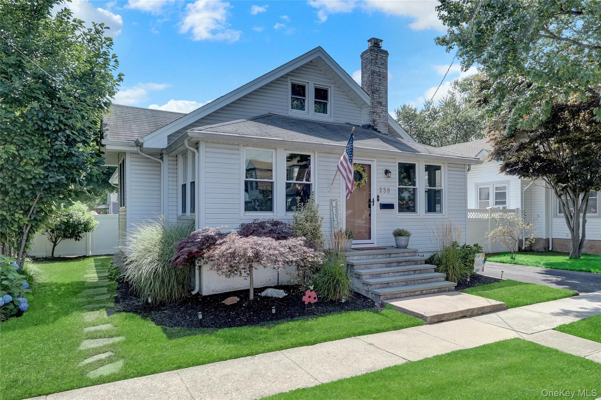 239 2nd Street, Babylon, NY, 2 Bedrooms Bedrooms, 7 Rooms Rooms,1 BathroomBathrooms,Residential,For Rent,2nd,0,1017604 239 2nd Street, Babylon, NY, 2 Bedrooms Bedrooms, 7 Rooms Rooms,1 BathroomBathrooms,Residential,For Rent,2nd,0,1017604