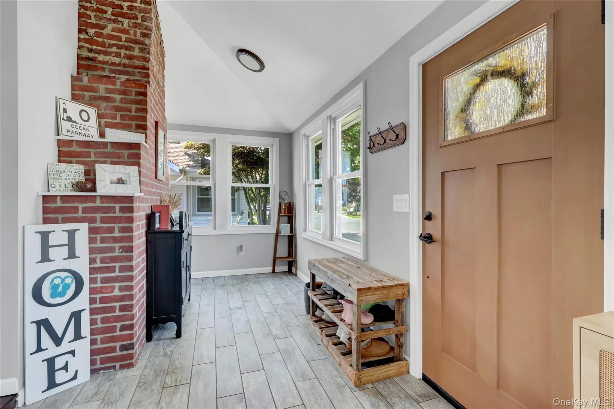 239 2nd Street, Babylon, NY, 2 Bedrooms Bedrooms, 7 Rooms Rooms,1 BathroomBathrooms,Residential,For Rent,2nd,0,1017604 239 2nd Street, Babylon, NY, 2 Bedrooms Bedrooms, 7 Rooms Rooms,1 BathroomBathrooms,Residential,For Rent,2nd,0,1017604