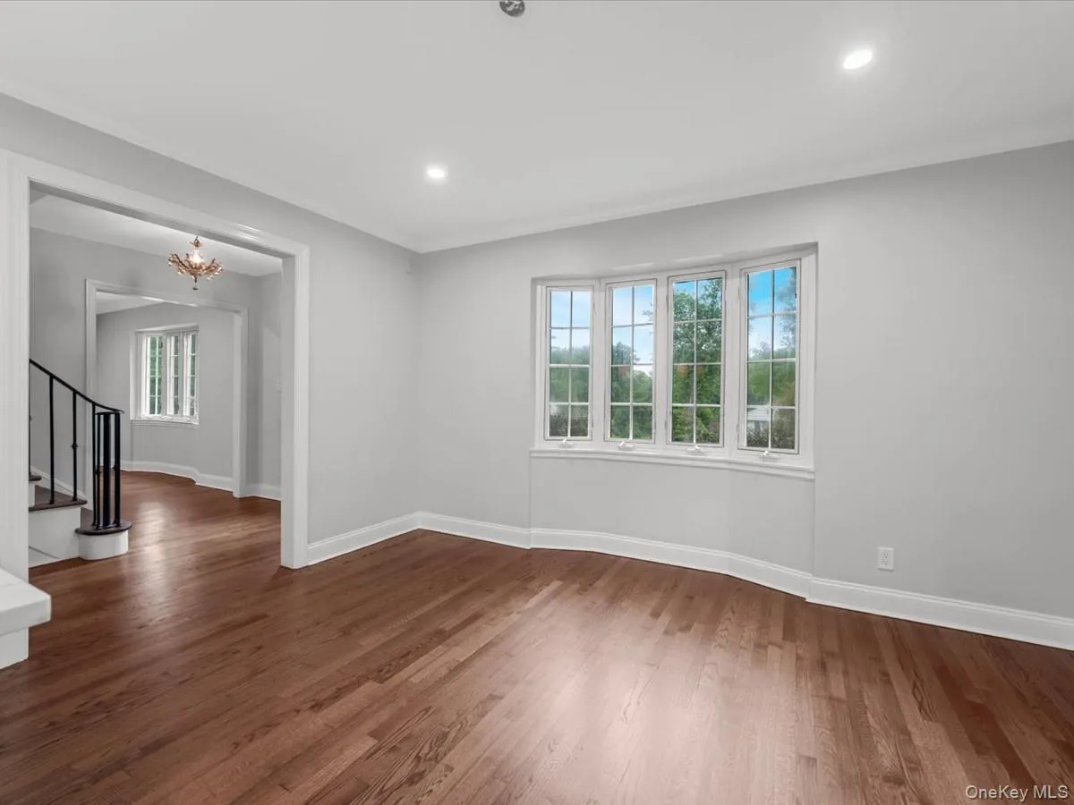 17 Pinewood Road, North Hempstead, NY, 3 Bedrooms Bedrooms, ,3 BathroomsBathrooms,Residential Lease,For Rent,Pinewood,0,1017608 17 Pinewood Road, North Hempstead, NY, 3 Bedrooms Bedrooms, ,3 BathroomsBathrooms,Residential Lease,For Rent,Pinewood,0,1017608