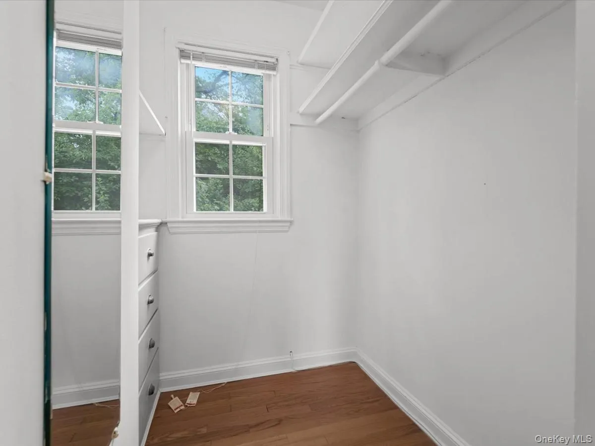 17 Pinewood Road, North Hempstead, NY, 3 Bedrooms Bedrooms, ,3 BathroomsBathrooms,Residential Lease,For Rent,Pinewood,0,1017608 17 Pinewood Road, North Hempstead, NY, 3 Bedrooms Bedrooms, ,3 BathroomsBathrooms,Residential Lease,For Rent,Pinewood,0,1017608