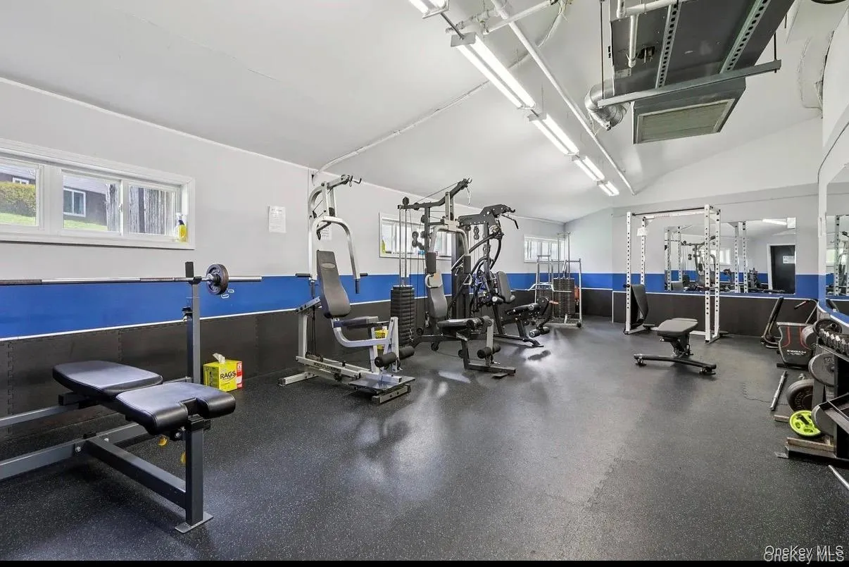 376 Country Club Lane, Haverstraw, NY, 1 Bedroom Bedrooms, 4 Rooms Rooms,1 BathroomBathrooms,Residential,For Rent,Country Club,0,1017609 376 Country Club Lane, Haverstraw, NY, 1 Bedroom Bedrooms, 4 Rooms Rooms,1 BathroomBathrooms,Residential,For Rent,Country Club,0,1017609