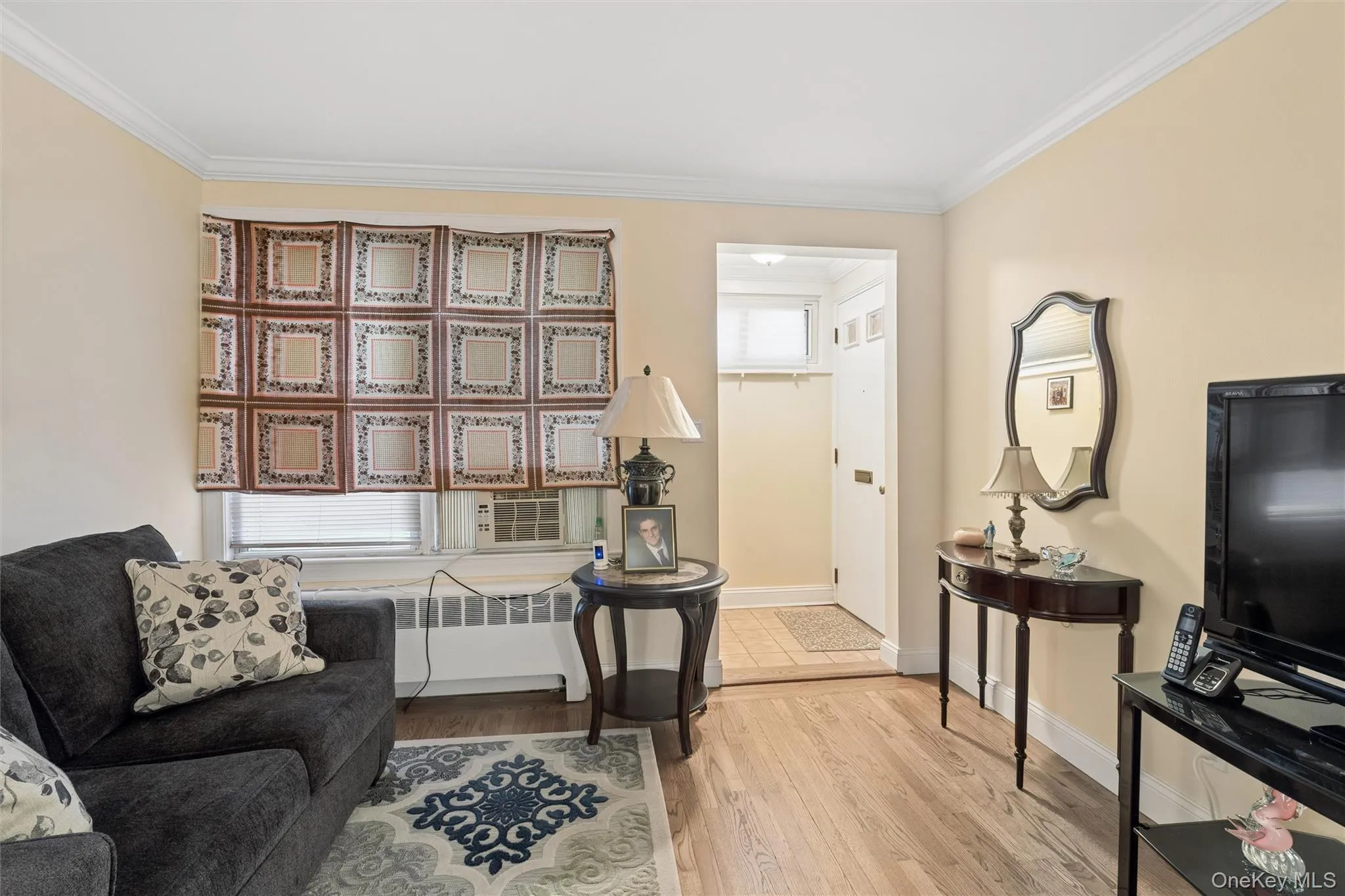 43 Edwards Street, North Hempstead, NY, 1 Bedroom Bedrooms, 4 Rooms Rooms,1 BathroomBathrooms,Residential,For Rent,Edwards,0,KEY1017615 43 Edwards Street, North Hempstead, NY, 1 Bedroom Bedrooms, 4 Rooms Rooms,1 BathroomBathrooms,Residential,For Rent,Edwards,0,KEY1017615