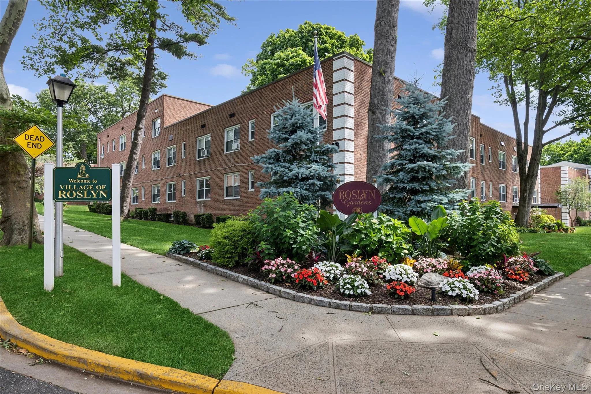 43 Edwards Street, North Hempstead, NY, 1 Bedroom Bedrooms, 4 Rooms Rooms,1 BathroomBathrooms,Residential,For Rent,Edwards,0,KEY1017615 43 Edwards Street, North Hempstead, NY, 1 Bedroom Bedrooms, 4 Rooms Rooms,1 BathroomBathrooms,Residential,For Rent,Edwards,0,KEY1017615