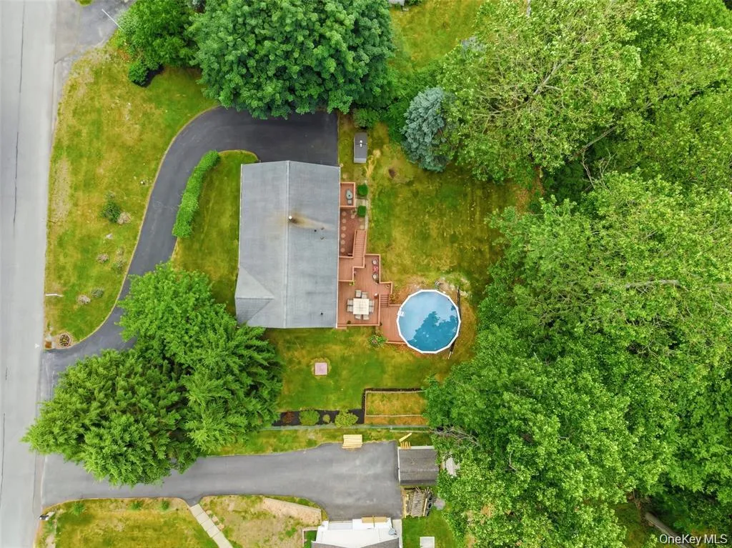 7 Colleen Lane, Plattekill, NY, 4 Bedrooms Bedrooms, 9 Rooms Rooms,3 BathroomsBathrooms,Residential,For Rent,Colleen,0,1017618 7 Colleen Lane, Plattekill, NY, 4 Bedrooms Bedrooms, 9 Rooms Rooms,3 BathroomsBathrooms,Residential,For Rent,Colleen,0,1017618