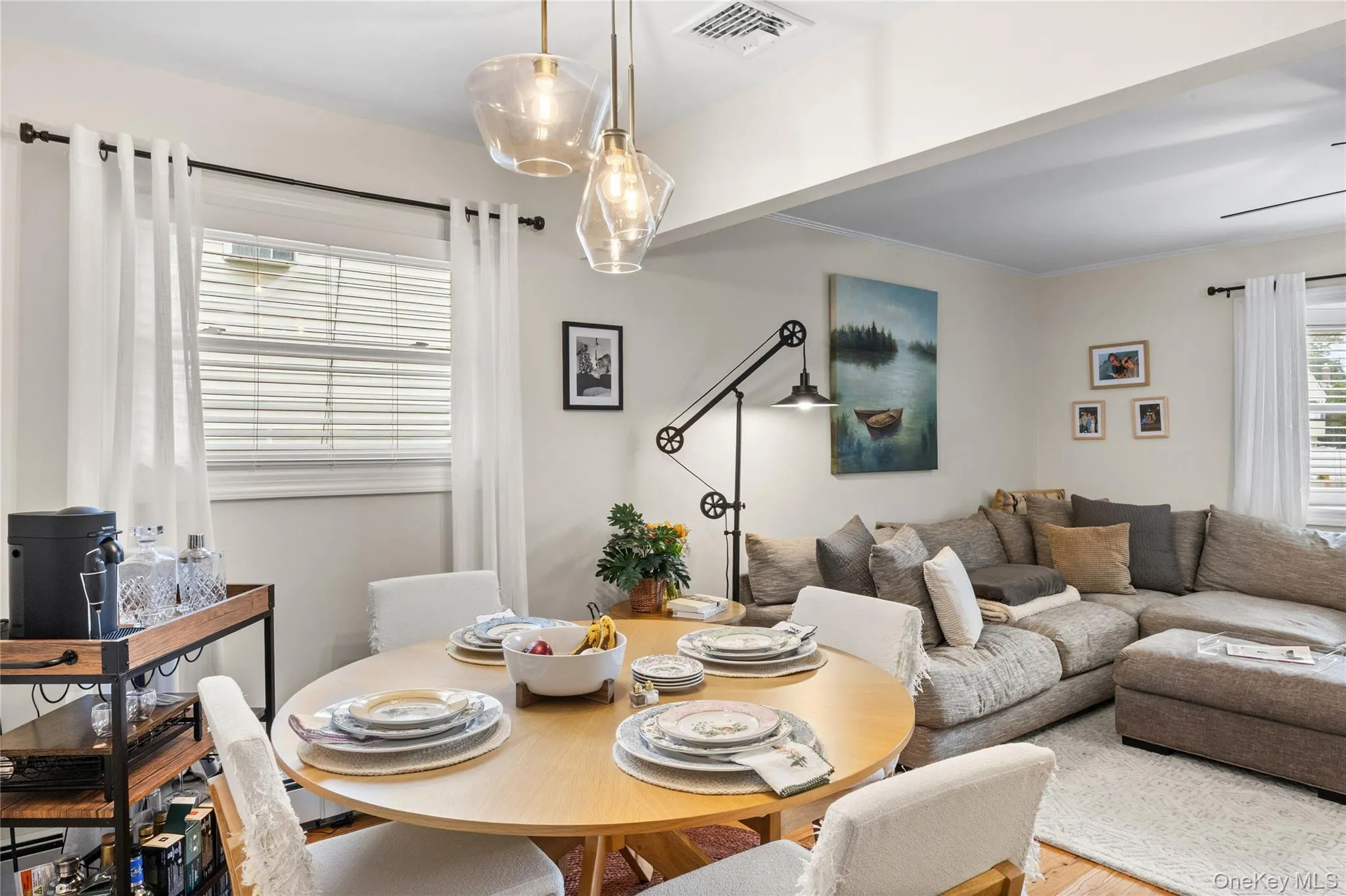56 Morris Avenue, Islip, NY, 3 Bedrooms Bedrooms, 7 Rooms Rooms,2 BathroomsBathrooms,Residential,For Rent,Morris,0,KEY1017619 56 Morris Avenue, Islip, NY, 3 Bedrooms Bedrooms, 7 Rooms Rooms,2 BathroomsBathrooms,Residential,For Rent,Morris,0,KEY1017619