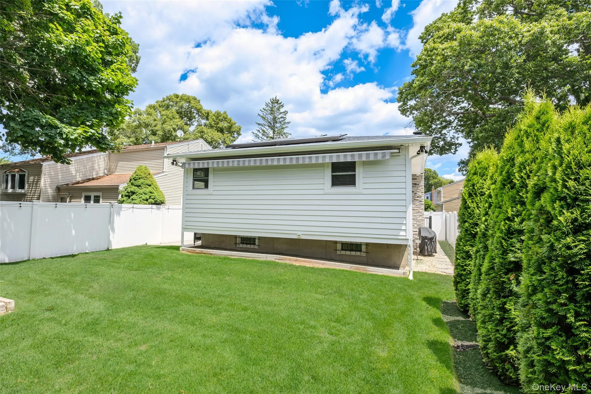 56 Morris Avenue, Islip, NY, 3 Bedrooms Bedrooms, 7 Rooms Rooms,2 BathroomsBathrooms,Residential,For Rent,Morris,0,KEY1017619 56 Morris Avenue, Islip, NY, 3 Bedrooms Bedrooms, 7 Rooms Rooms,2 BathroomsBathrooms,Residential,For Rent,Morris,0,KEY1017619