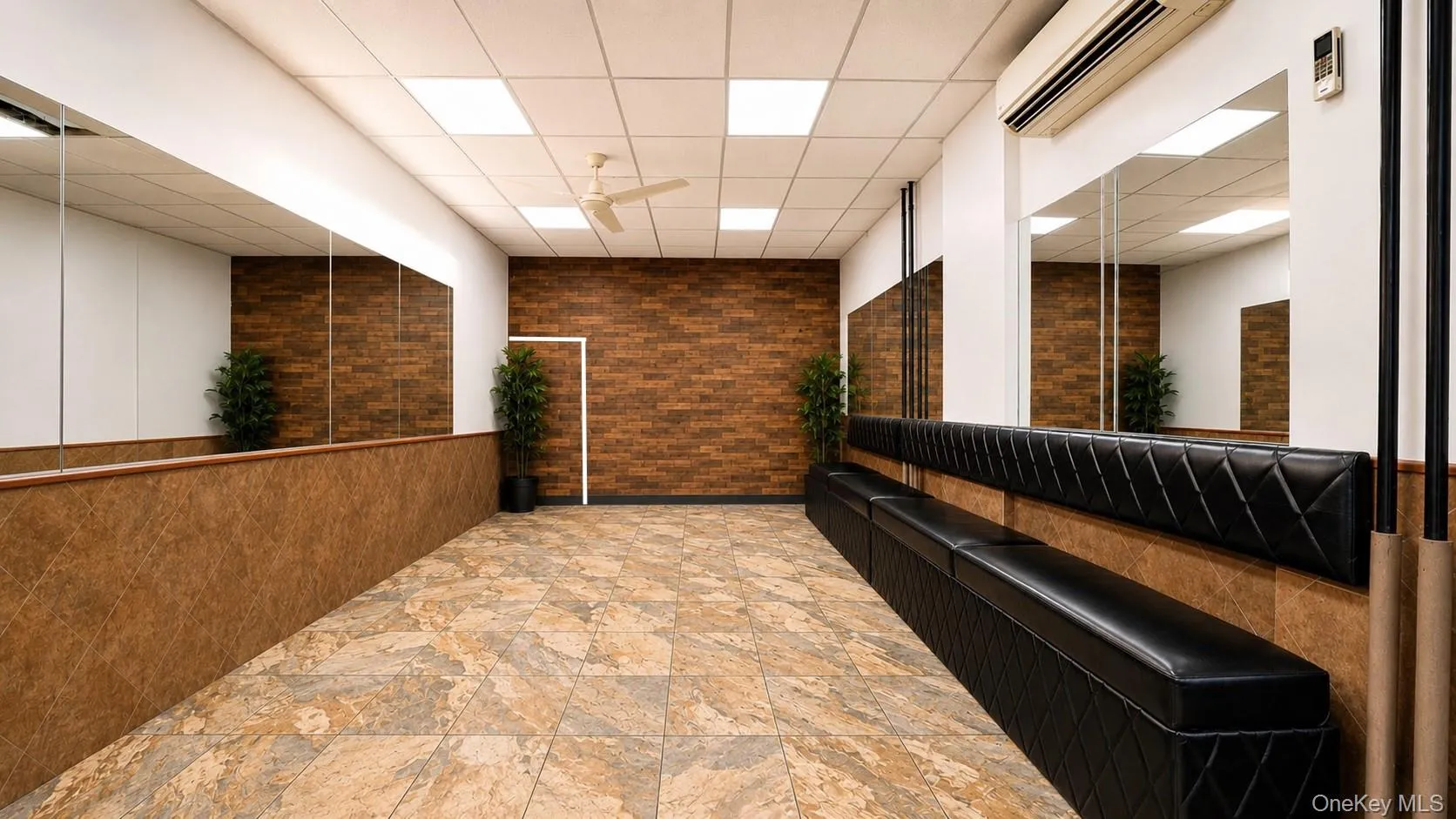 5807 Metropolitan Avenue, New York, NY, ,Commercial Lease,For Rent,Metropolitan,0,1017620 5807 Metropolitan Avenue, New York, NY, ,Commercial Lease,For Rent,Metropolitan,0,1017620