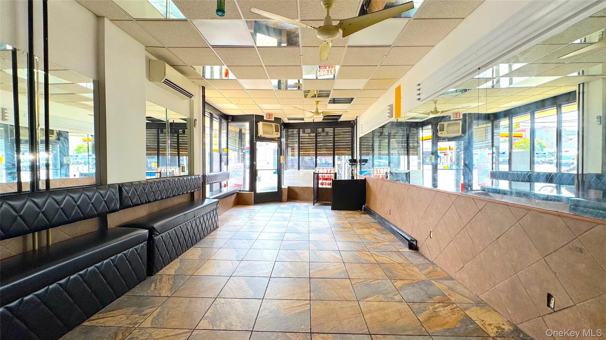5807 Metropolitan Avenue, New York, NY, ,Commercial Lease,For Rent,Metropolitan,0,1017620 5807 Metropolitan Avenue, New York, NY, ,Commercial Lease,For Rent,Metropolitan,0,1017620