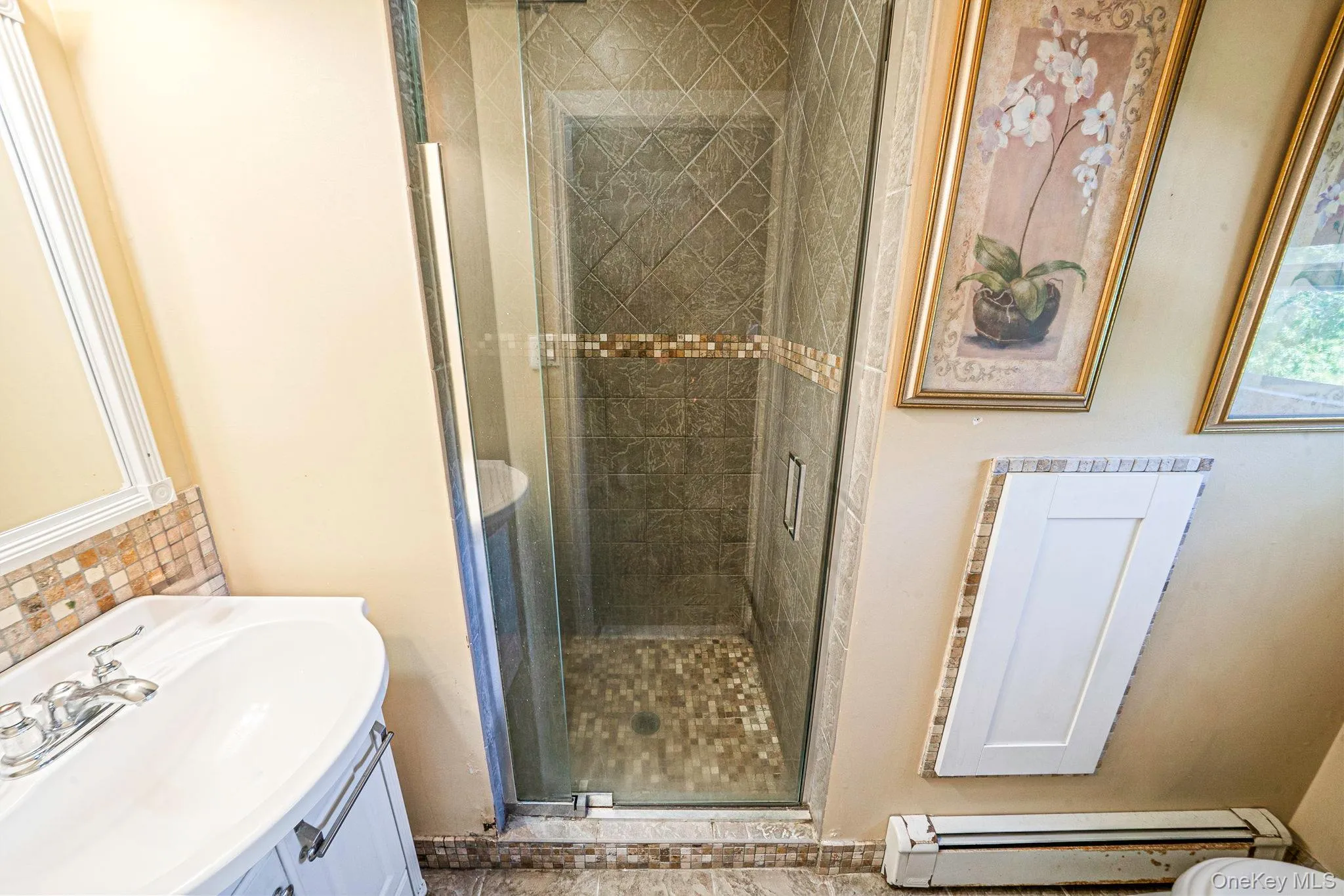 404 Bicycle Path, Brookhaven, NY, 6 Bedrooms Bedrooms, 13 Rooms Rooms,3 BathroomsBathrooms,Residential,For Rent,Bicycle,0,1017623 404 Bicycle Path, Brookhaven, NY, 6 Bedrooms Bedrooms, 13 Rooms Rooms,3 BathroomsBathrooms,Residential,For Rent,Bicycle,0,1017623