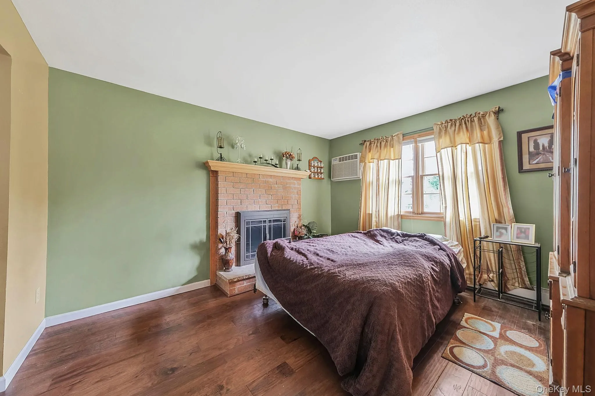 404 Bicycle Path, Brookhaven, NY, 6 Bedrooms Bedrooms, 13 Rooms Rooms,3 BathroomsBathrooms,Residential,For Rent,Bicycle,0,1017623 404 Bicycle Path, Brookhaven, NY, 6 Bedrooms Bedrooms, 13 Rooms Rooms,3 BathroomsBathrooms,Residential,For Rent,Bicycle,0,1017623