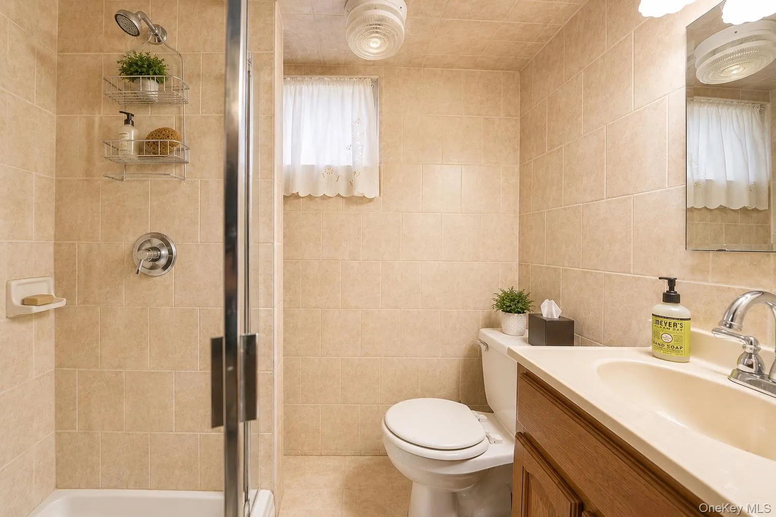 6149 62nd Avenue, New York, NY, 3 Bedrooms Bedrooms, 6 Rooms Rooms,2 BathroomsBathrooms,Residential,For Rent,62nd,0,1017627 6149 62nd Avenue, New York, NY, 3 Bedrooms Bedrooms, 6 Rooms Rooms,2 BathroomsBathrooms,Residential,For Rent,62nd,0,1017627