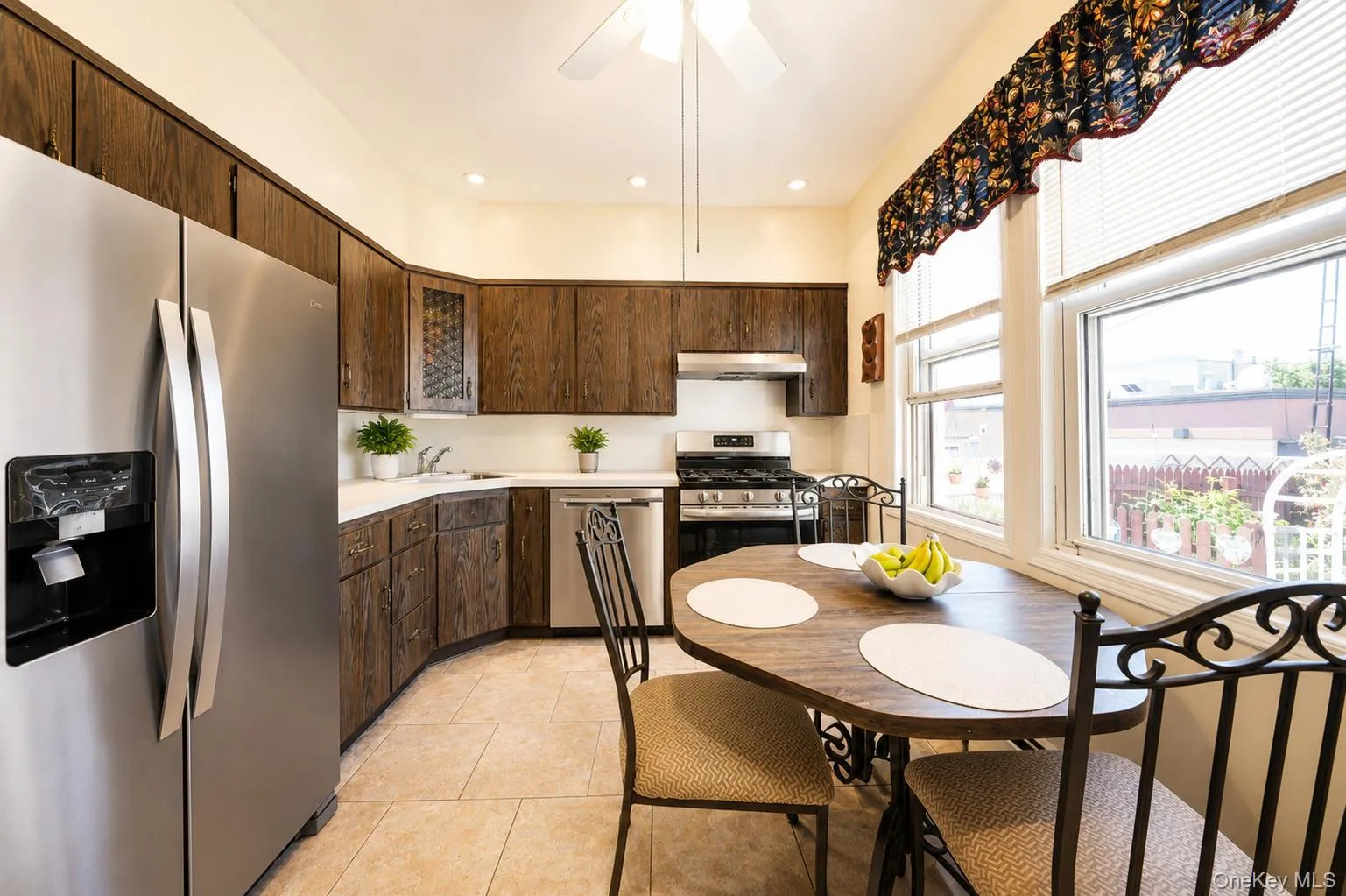 6149 62nd Avenue, New York, NY, 3 Bedrooms Bedrooms, 6 Rooms Rooms,2 BathroomsBathrooms,Residential,For Rent,62nd,0,1017627 6149 62nd Avenue, New York, NY, 3 Bedrooms Bedrooms, 6 Rooms Rooms,2 BathroomsBathrooms,Residential,For Rent,62nd,0,1017627
