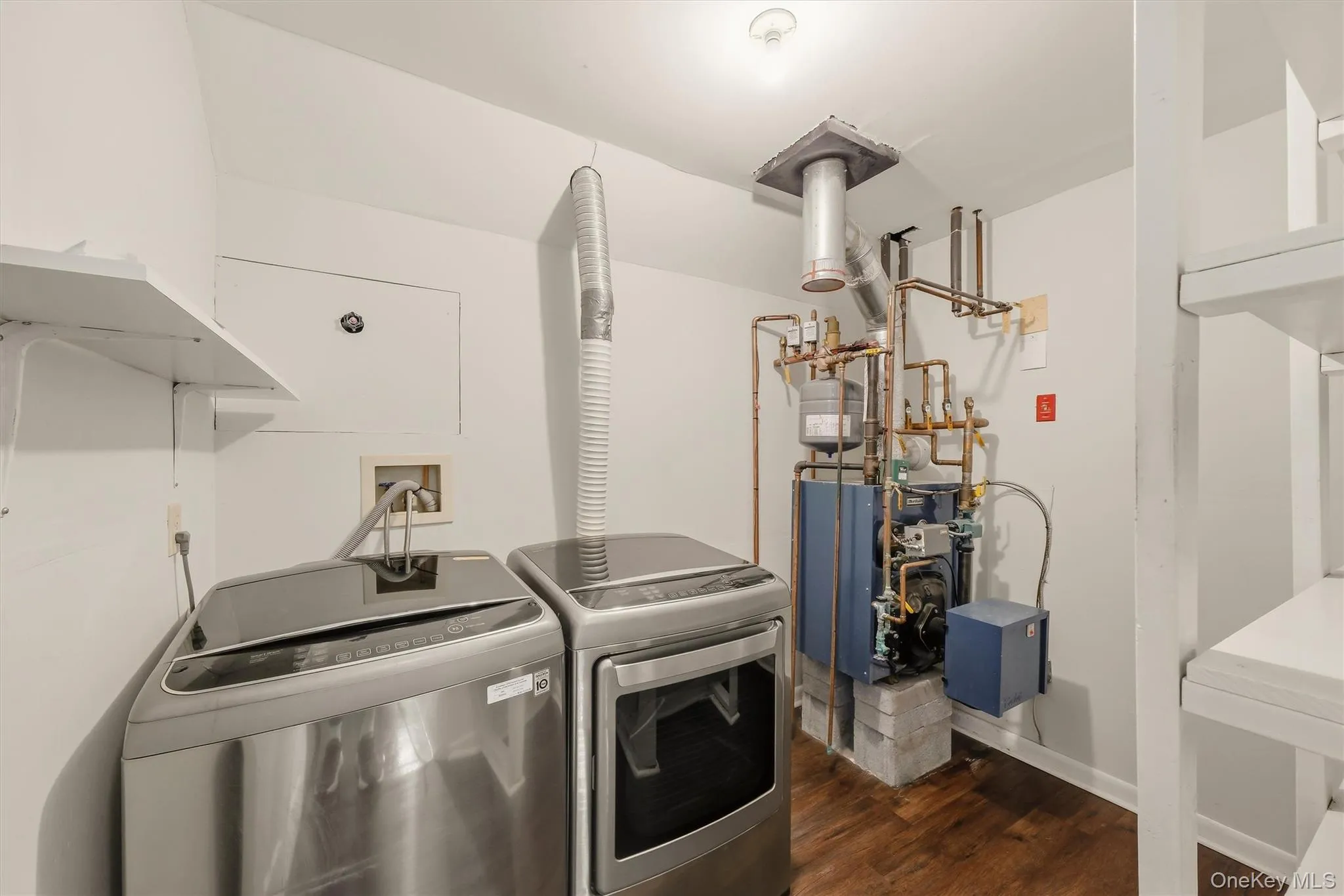74 Peach Road, Hyde Park, NY, 3 Bedrooms Bedrooms, 7 Rooms Rooms,2 BathroomsBathrooms,Residential,For Rent,Peach,0,KEY1017629 74 Peach Road, Hyde Park, NY, 3 Bedrooms Bedrooms, 7 Rooms Rooms,2 BathroomsBathrooms,Residential,For Rent,Peach,0,KEY1017629