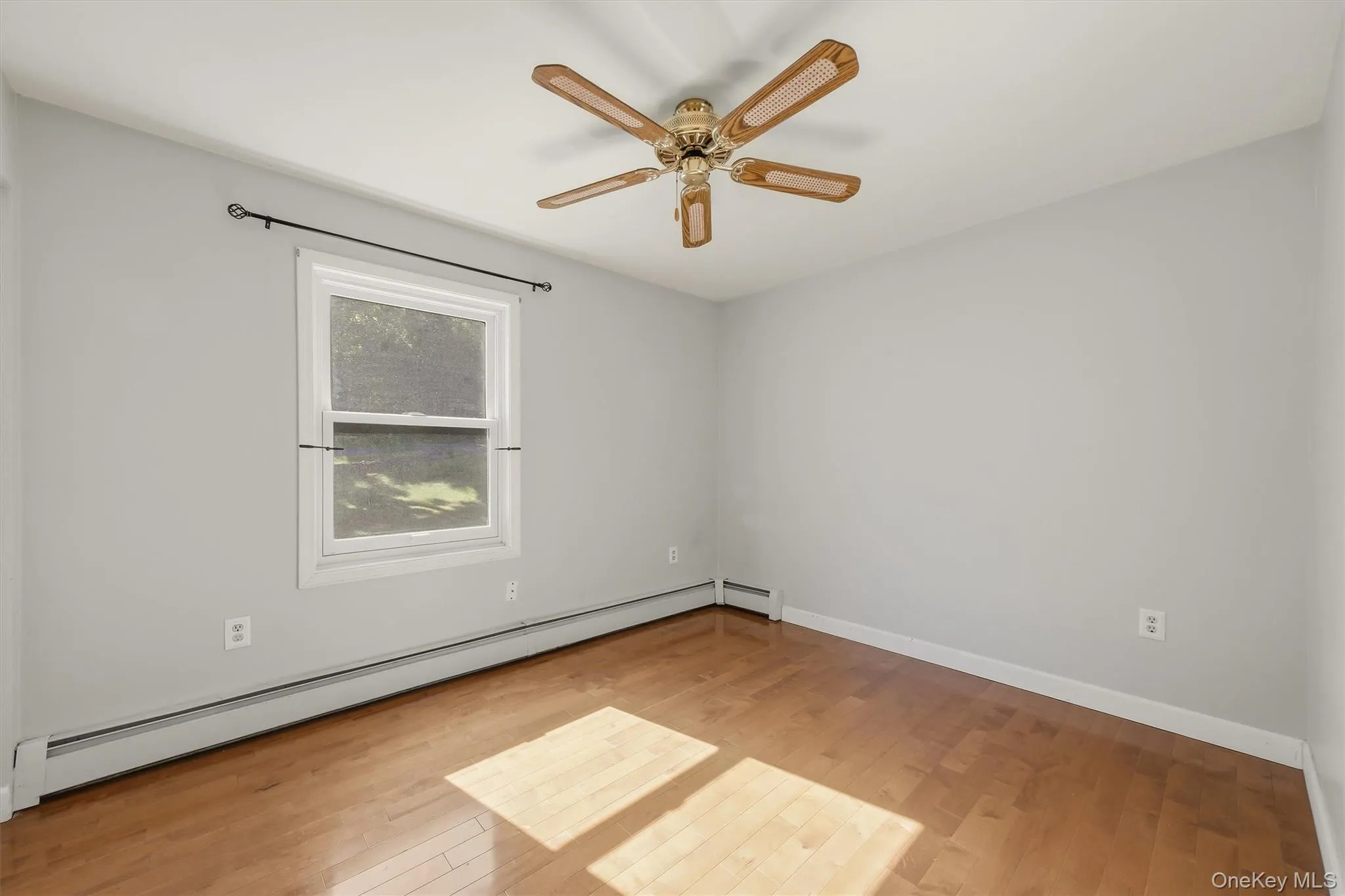 74 Peach Road, Hyde Park, NY, 3 Bedrooms Bedrooms, 7 Rooms Rooms,2 BathroomsBathrooms,Residential,For Rent,Peach,0,KEY1017629 74 Peach Road, Hyde Park, NY, 3 Bedrooms Bedrooms, 7 Rooms Rooms,2 BathroomsBathrooms,Residential,For Rent,Peach,0,KEY1017629