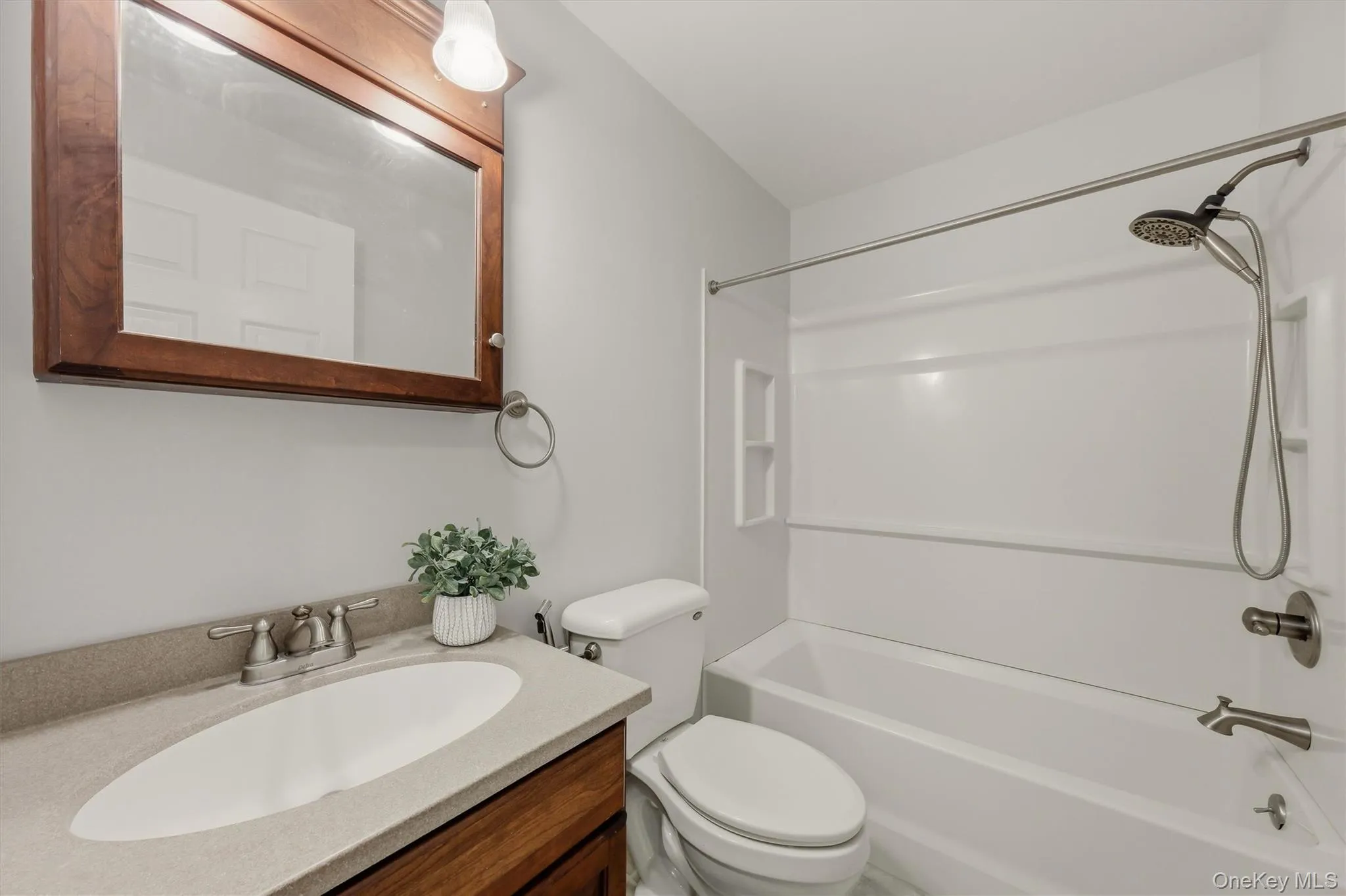 74 Peach Road, Hyde Park, NY, 3 Bedrooms Bedrooms, 7 Rooms Rooms,2 BathroomsBathrooms,Residential,For Rent,Peach,0,KEY1017629 74 Peach Road, Hyde Park, NY, 3 Bedrooms Bedrooms, 7 Rooms Rooms,2 BathroomsBathrooms,Residential,For Rent,Peach,0,KEY1017629