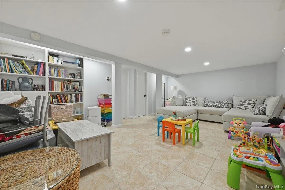 672 Anderson Avenue, Hempstead, NY, 3 Bedrooms Bedrooms, 6 Rooms Rooms,3 BathroomsBathrooms,Residential,For Rent,Anderson,0,1017635 672 Anderson Avenue, Hempstead, NY, 3 Bedrooms Bedrooms, 6 Rooms Rooms,3 BathroomsBathrooms,Residential,For Rent,Anderson,0,1017635
