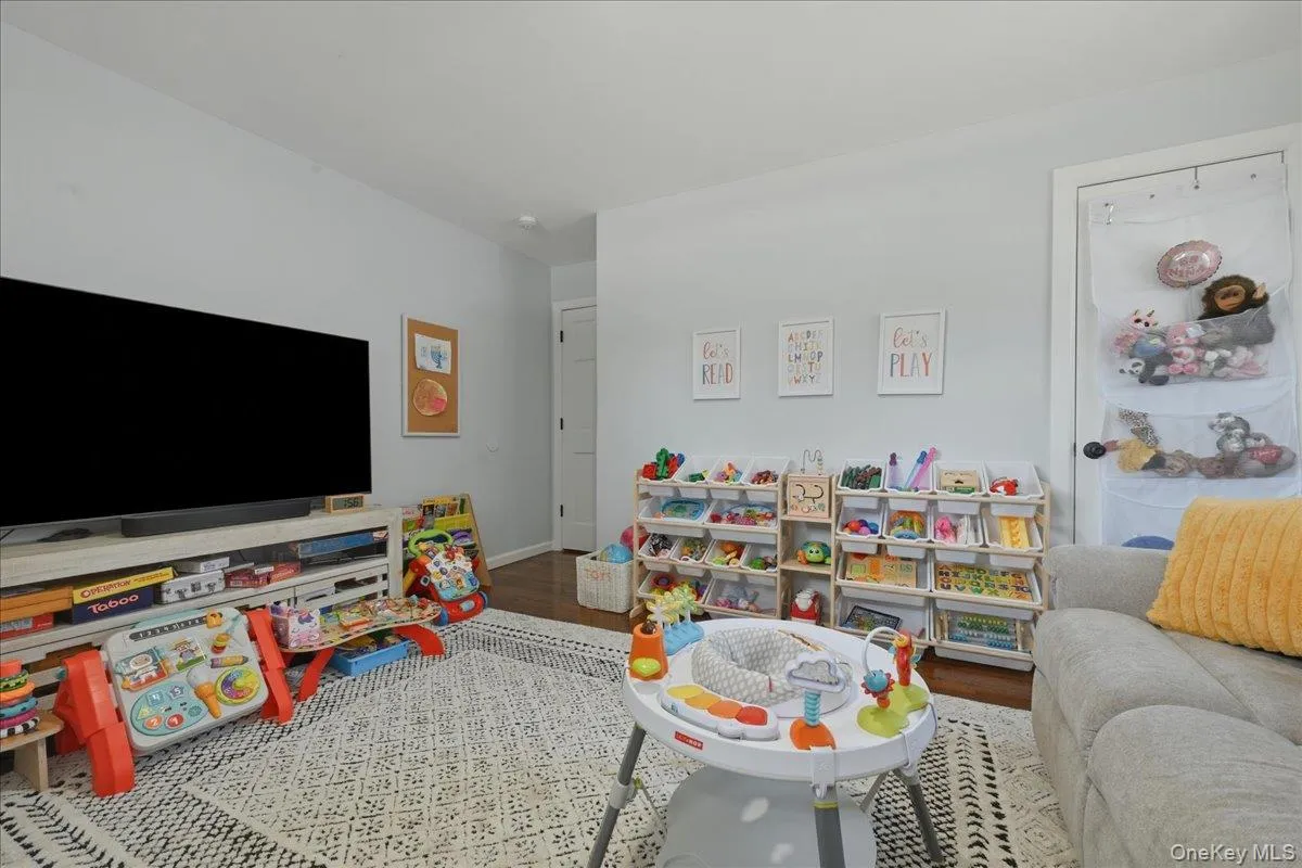 672 Anderson Avenue, Hempstead, NY, 3 Bedrooms Bedrooms, 6 Rooms Rooms,3 BathroomsBathrooms,Residential,For Rent,Anderson,0,1017635 672 Anderson Avenue, Hempstead, NY, 3 Bedrooms Bedrooms, 6 Rooms Rooms,3 BathroomsBathrooms,Residential,For Rent,Anderson,0,1017635