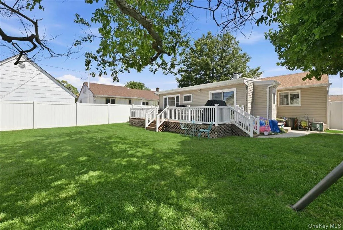 672 Anderson Avenue, Hempstead, NY, 3 Bedrooms Bedrooms, 6 Rooms Rooms,3 BathroomsBathrooms,Residential,For Rent,Anderson,0,1017635 672 Anderson Avenue, Hempstead, NY, 3 Bedrooms Bedrooms, 6 Rooms Rooms,3 BathroomsBathrooms,Residential,For Rent,Anderson,0,1017635