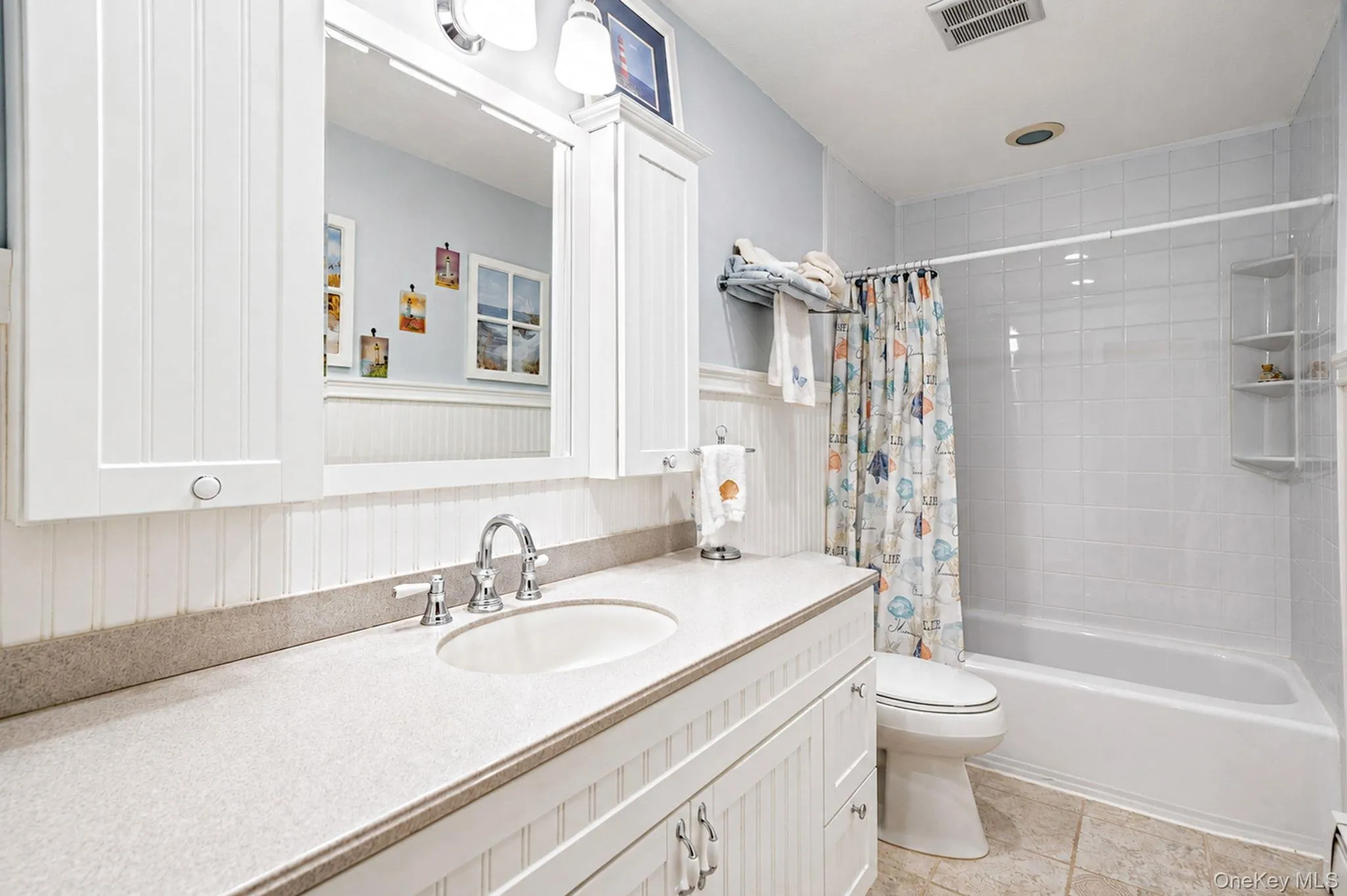Full Guest Bathroom Full Guest Bathroom