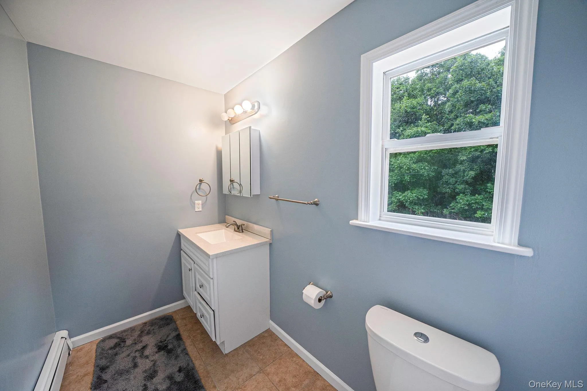 19 Golden Gate Drive, Brookhaven, NY, 3 Bedrooms Bedrooms, 6 Rooms Rooms,2 BathroomsBathrooms,Residential,For Rent,Golden Gate,0,KEY1017655 19 Golden Gate Drive, Brookhaven, NY, 3 Bedrooms Bedrooms, 6 Rooms Rooms,2 BathroomsBathrooms,Residential,For Rent,Golden Gate,0,KEY1017655
