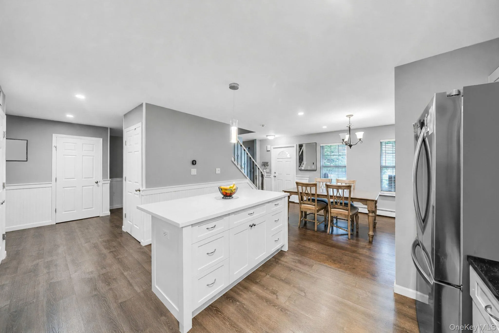 19 Golden Gate Drive, Brookhaven, NY, 3 Bedrooms Bedrooms, 6 Rooms Rooms,2 BathroomsBathrooms,Residential,For Rent,Golden Gate,0,KEY1017655 19 Golden Gate Drive, Brookhaven, NY, 3 Bedrooms Bedrooms, 6 Rooms Rooms,2 BathroomsBathrooms,Residential,For Rent,Golden Gate,0,KEY1017655