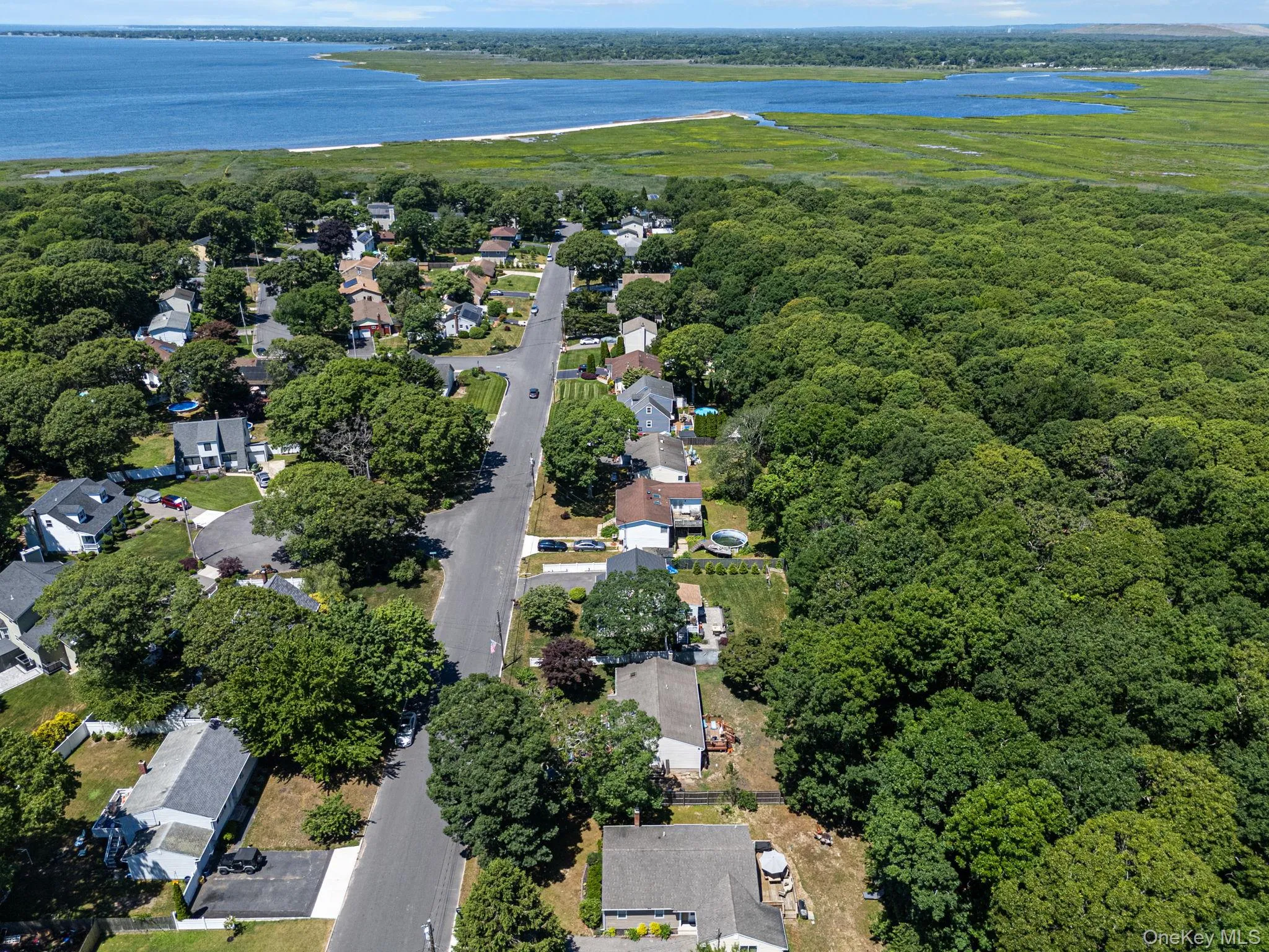 19 Golden Gate Drive, Brookhaven, NY, 3 Bedrooms Bedrooms, 6 Rooms Rooms,2 BathroomsBathrooms,Residential,For Rent,Golden Gate,0,KEY1017655 19 Golden Gate Drive, Brookhaven, NY, 3 Bedrooms Bedrooms, 6 Rooms Rooms,2 BathroomsBathrooms,Residential,For Rent,Golden Gate,0,KEY1017655