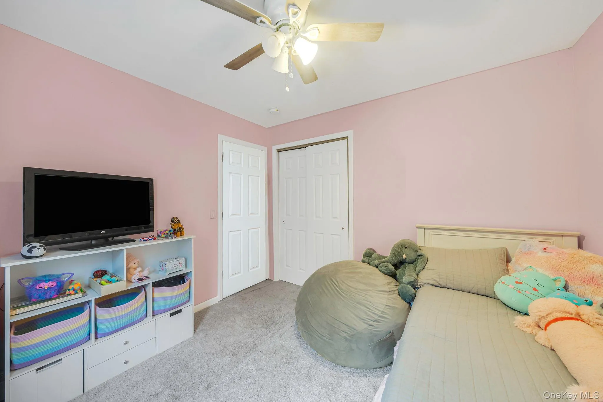 19 Golden Gate Drive, Brookhaven, NY, 3 Bedrooms Bedrooms, 6 Rooms Rooms,2 BathroomsBathrooms,Residential,For Rent,Golden Gate,0,KEY1017655 19 Golden Gate Drive, Brookhaven, NY, 3 Bedrooms Bedrooms, 6 Rooms Rooms,2 BathroomsBathrooms,Residential,For Rent,Golden Gate,0,KEY1017655