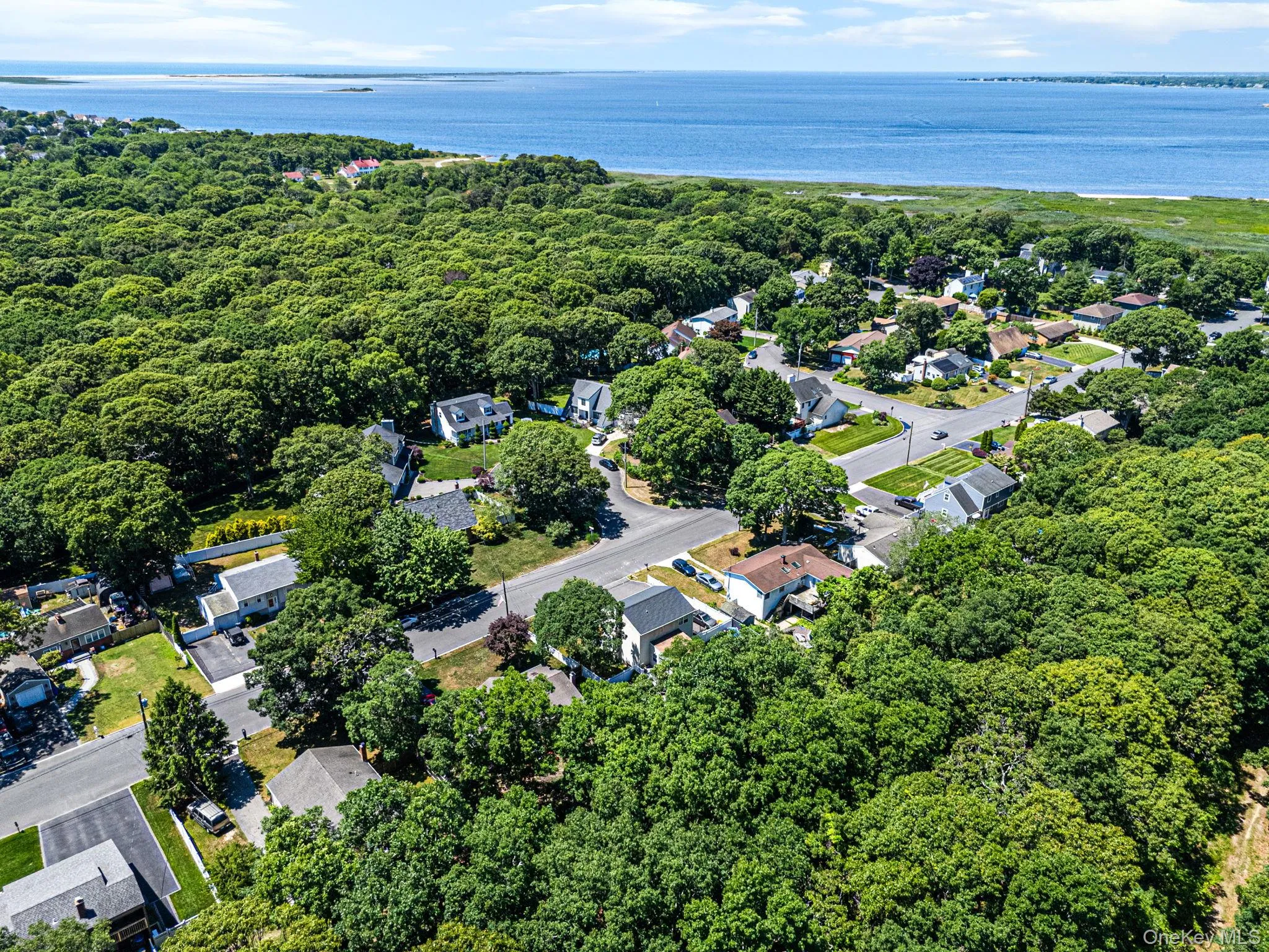 19 Golden Gate Drive, Brookhaven, NY, 3 Bedrooms Bedrooms, 6 Rooms Rooms,2 BathroomsBathrooms,Residential,For Rent,Golden Gate,0,KEY1017655 19 Golden Gate Drive, Brookhaven, NY, 3 Bedrooms Bedrooms, 6 Rooms Rooms,2 BathroomsBathrooms,Residential,For Rent,Golden Gate,0,KEY1017655