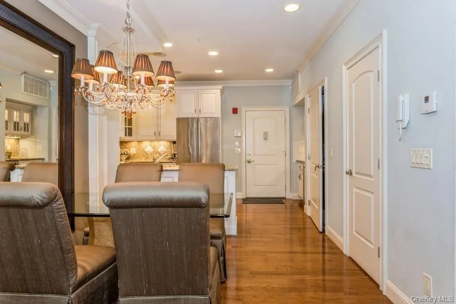 1105 Roosevelt Way, North Hempstead, NY, 1 Bedroom Bedrooms, 3 Rooms Rooms,1 BathroomBathrooms,Residential Lease,For Rent,Roosevelt,0,1017657 1105 Roosevelt Way, North Hempstead, NY, 1 Bedroom Bedrooms, 3 Rooms Rooms,1 BathroomBathrooms,Residential Lease,For Rent,Roosevelt,0,1017657