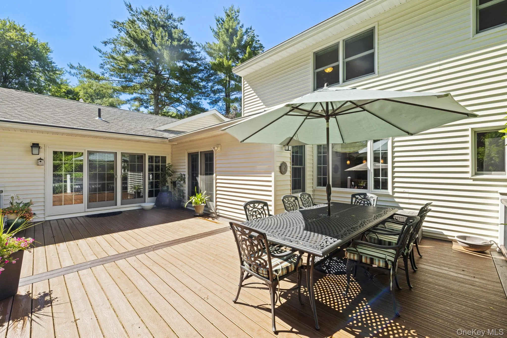 4 Dolphin Road, Clarkstown, NY, 5 Bedrooms Bedrooms, 11 Rooms Rooms,3 BathroomsBathrooms,Residential,For Rent,Dolphin,0,KEY1017660 4 Dolphin Road, Clarkstown, NY, 5 Bedrooms Bedrooms, 11 Rooms Rooms,3 BathroomsBathrooms,Residential,For Rent,Dolphin,0,KEY1017660