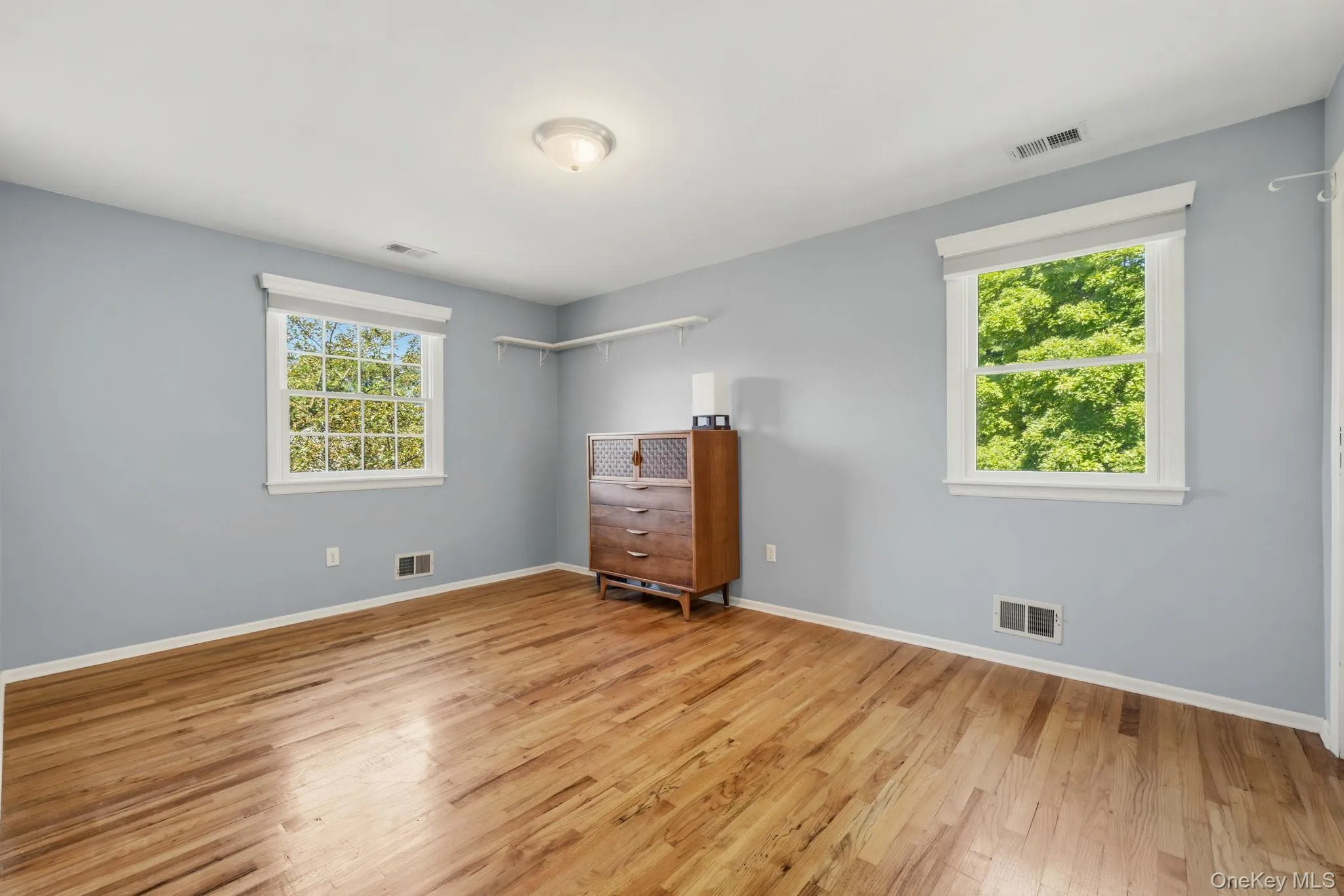 4 Dolphin Road, Clarkstown, NY, 5 Bedrooms Bedrooms, 11 Rooms Rooms,3 BathroomsBathrooms,Residential,For Rent,Dolphin,0,KEY1017660 4 Dolphin Road, Clarkstown, NY, 5 Bedrooms Bedrooms, 11 Rooms Rooms,3 BathroomsBathrooms,Residential,For Rent,Dolphin,0,KEY1017660