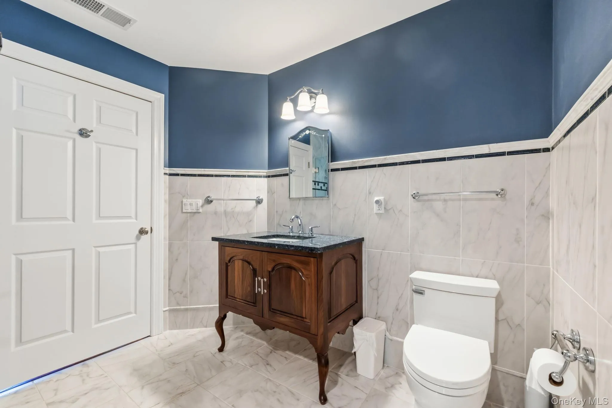 4 Dolphin Road, Clarkstown, NY, 5 Bedrooms Bedrooms, 11 Rooms Rooms,3 BathroomsBathrooms,Residential,For Rent,Dolphin,0,KEY1017660 4 Dolphin Road, Clarkstown, NY, 5 Bedrooms Bedrooms, 11 Rooms Rooms,3 BathroomsBathrooms,Residential,For Rent,Dolphin,0,KEY1017660