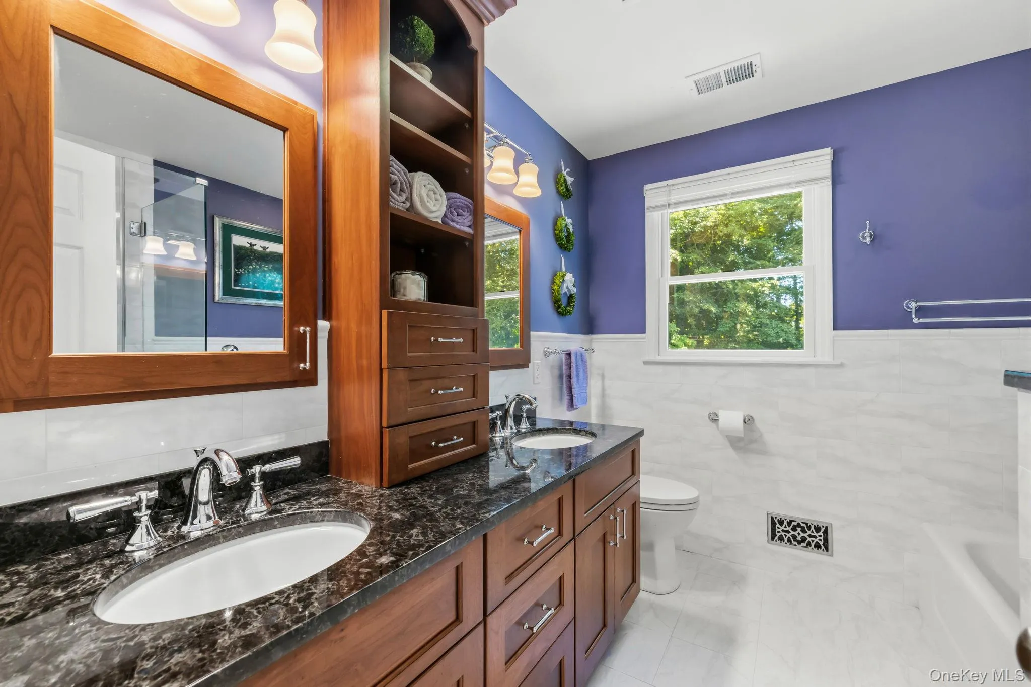 4 Dolphin Road, Clarkstown, NY, 5 Bedrooms Bedrooms, 11 Rooms Rooms,3 BathroomsBathrooms,Residential,For Rent,Dolphin,0,KEY1017660 4 Dolphin Road, Clarkstown, NY, 5 Bedrooms Bedrooms, 11 Rooms Rooms,3 BathroomsBathrooms,Residential,For Rent,Dolphin,0,KEY1017660