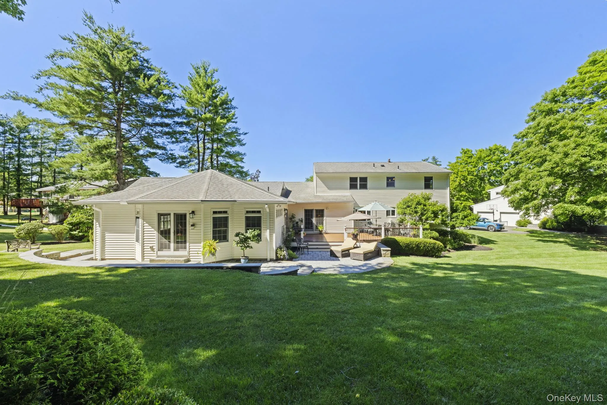 4 Dolphin Road, Clarkstown, NY, 5 Bedrooms Bedrooms, 11 Rooms Rooms,3 BathroomsBathrooms,Residential,For Rent,Dolphin,0,KEY1017660 4 Dolphin Road, Clarkstown, NY, 5 Bedrooms Bedrooms, 11 Rooms Rooms,3 BathroomsBathrooms,Residential,For Rent,Dolphin,0,KEY1017660