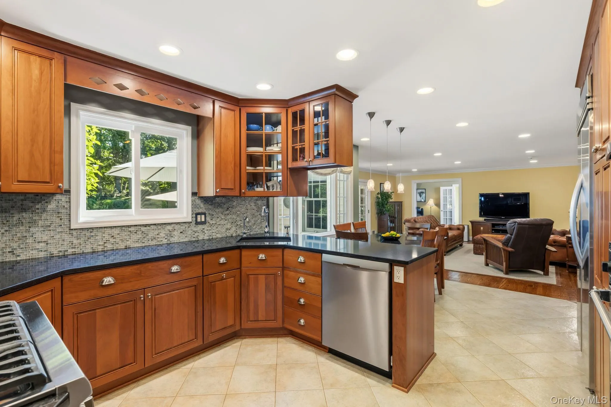 4 Dolphin Road, Clarkstown, NY, 5 Bedrooms Bedrooms, 11 Rooms Rooms,3 BathroomsBathrooms,Residential,For Rent,Dolphin,0,KEY1017660 4 Dolphin Road, Clarkstown, NY, 5 Bedrooms Bedrooms, 11 Rooms Rooms,3 BathroomsBathrooms,Residential,For Rent,Dolphin,0,KEY1017660